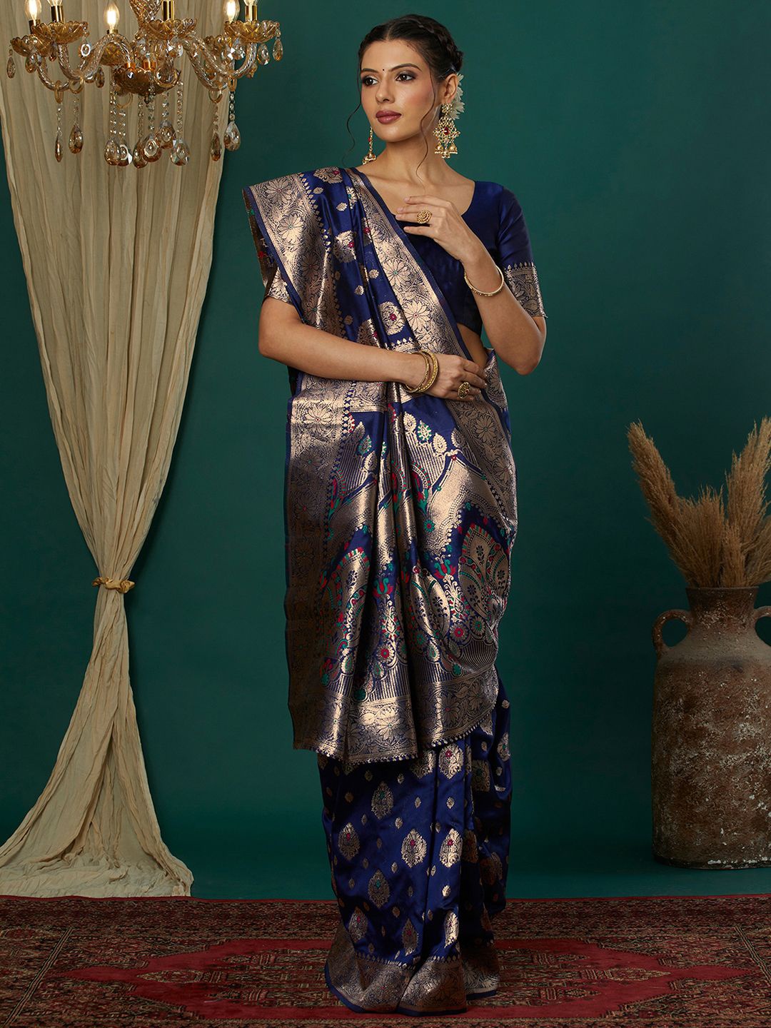 

Satrani Ethnic Motifs Zari Banarasi Saree, Navy blue