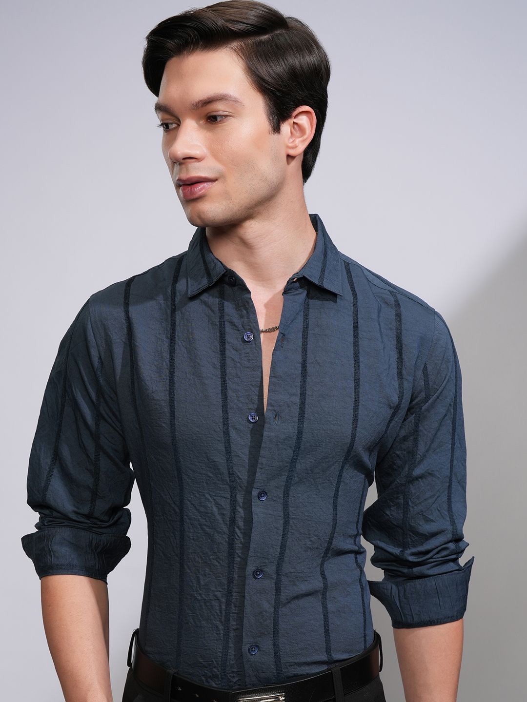 

HIGHLANDER Men Chinille Yarn Striped Occation Shirt, Grey