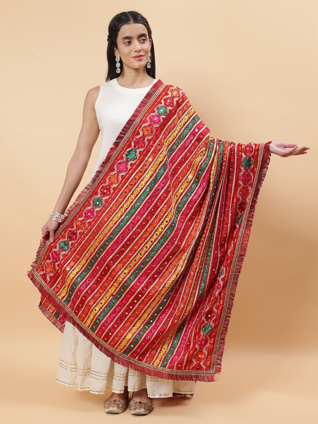 

Moda Chales Ethnic Motifs Embroidered Mirror Work Phulkari Dupatta, Maroon