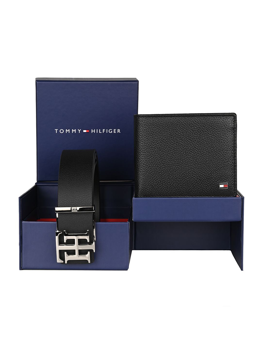 

Tommy Hilfiger Men Accessory Gift Set Of Wallet & Belt, Black
