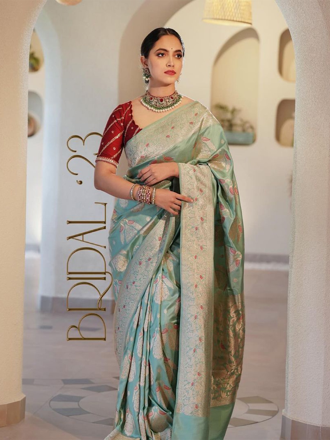 

Caracola Woven Design Zari Banarasi Saree, Green