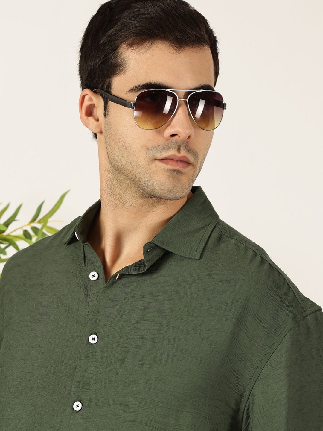 

Mast & Harbour Men Premium Relaxed Fit Spread Collar Textured Casual Shirt, Green