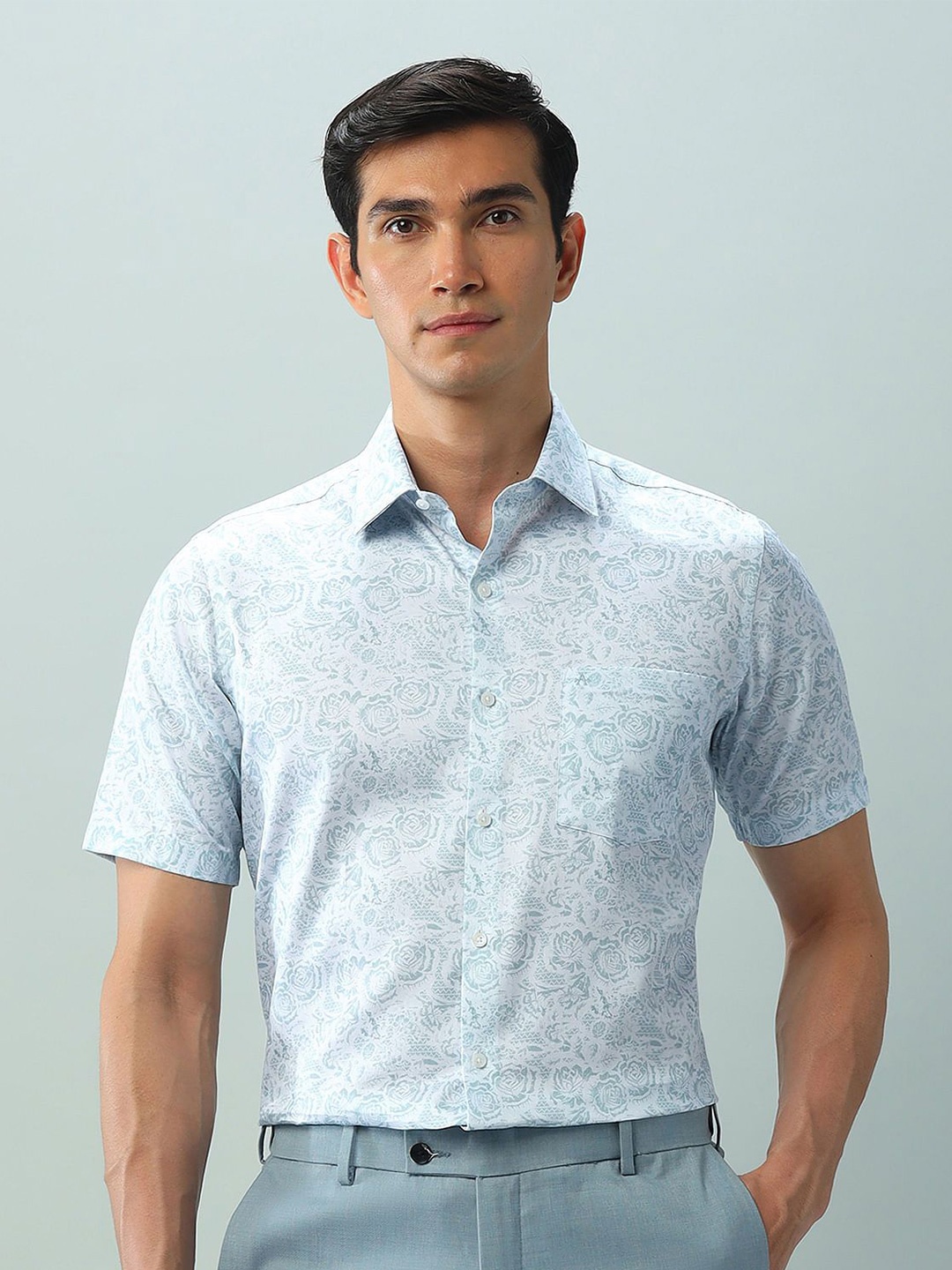 

Arrow Men Classic Floral Opaque Printed Casual Shirt, Blue