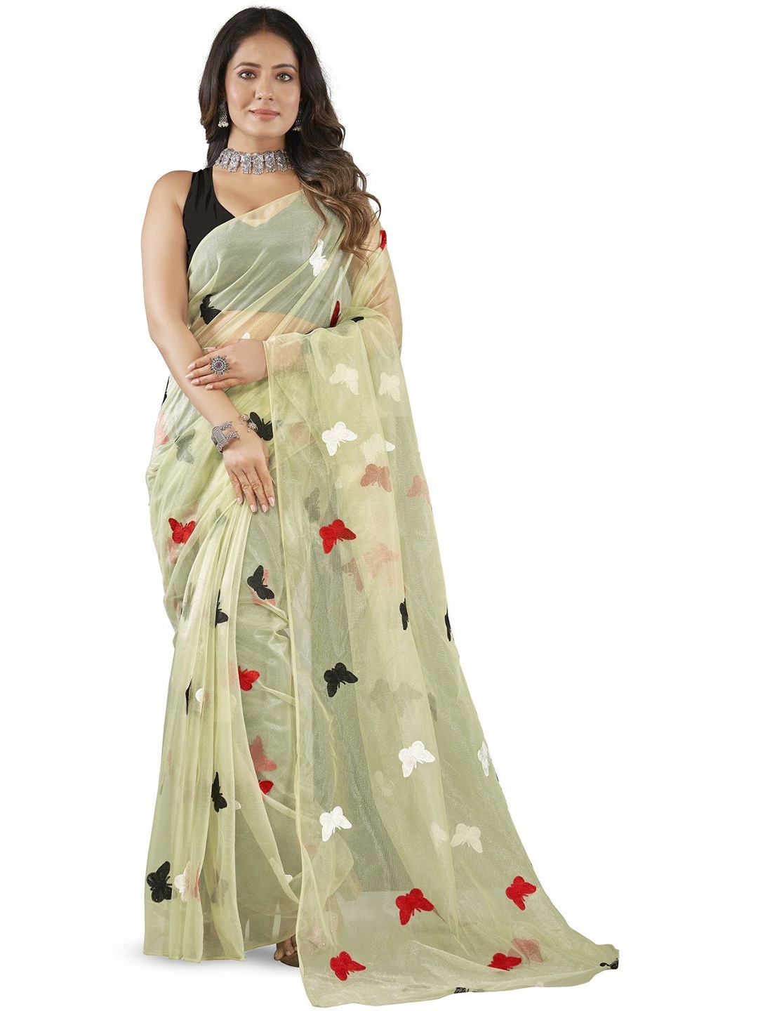 

Aika Saree, Beige