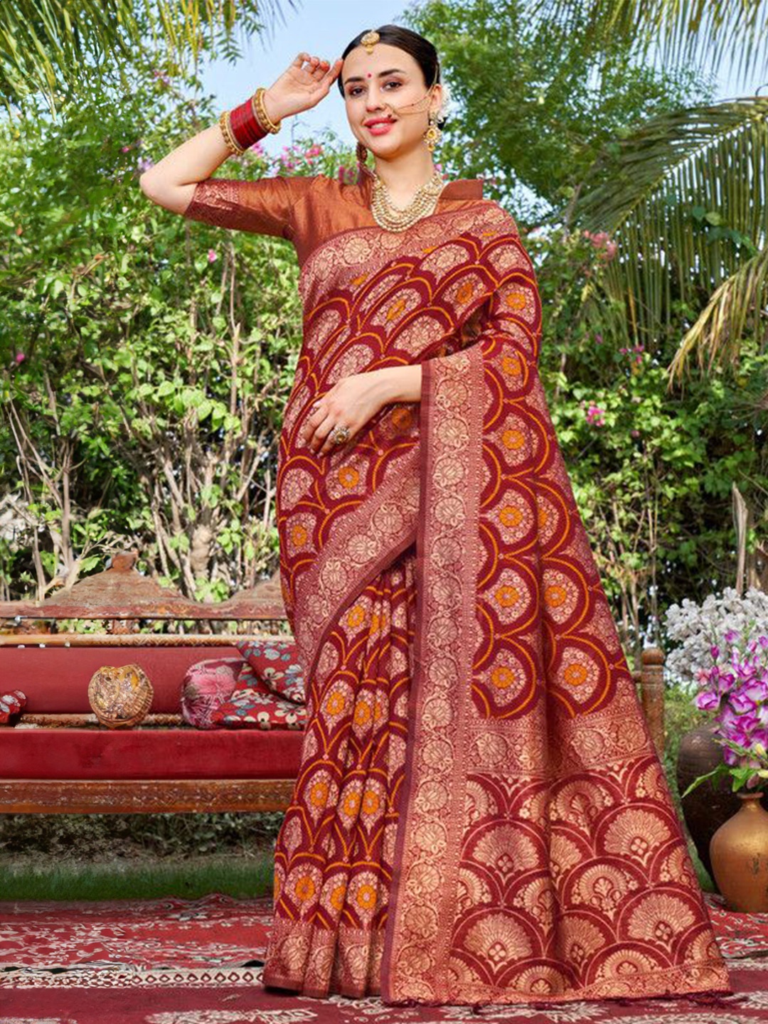 

sagarika Woven Design Zari Chanderi Saree, Maroon