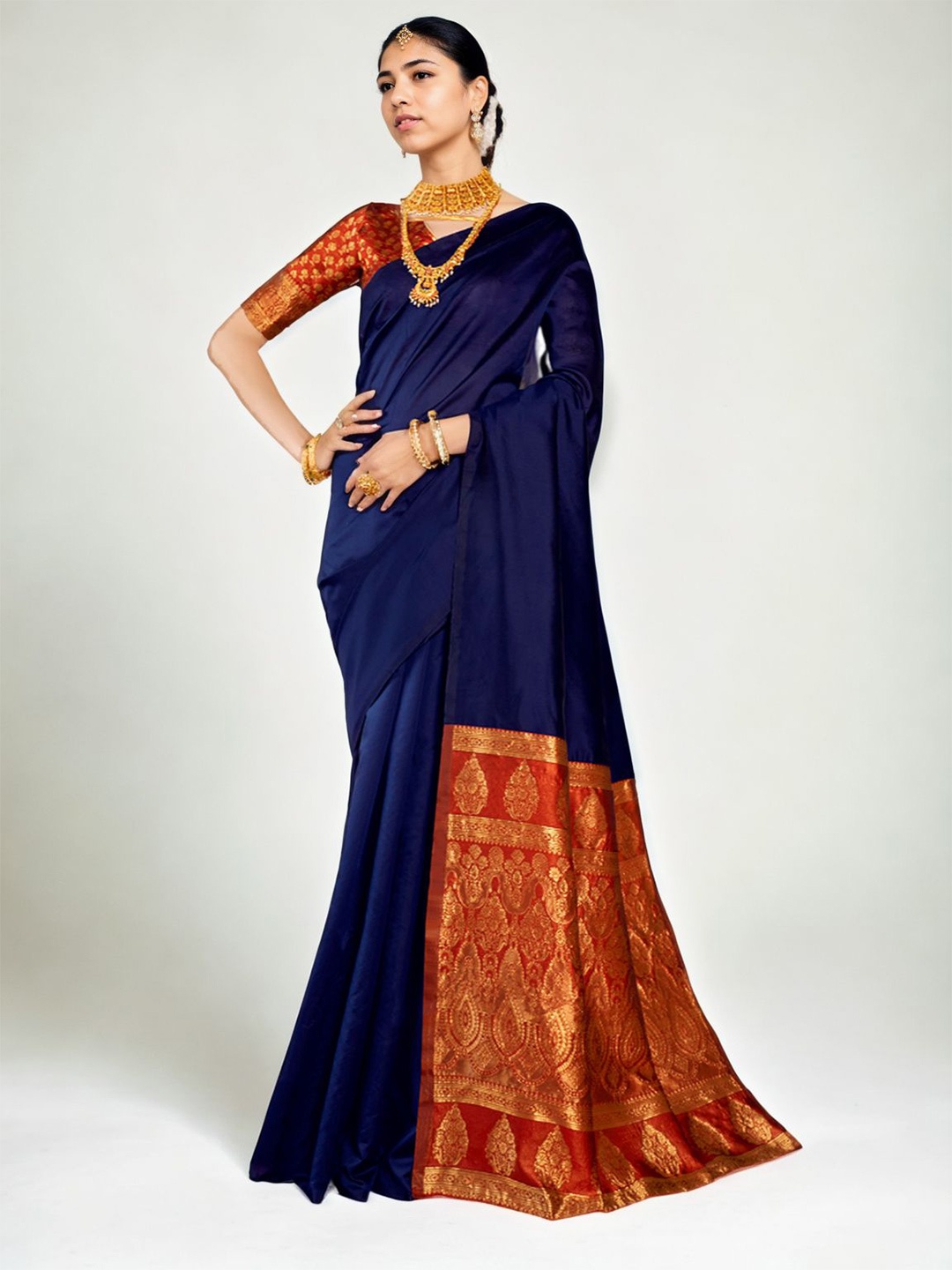 

sagarika Ethnic Motifs Zari Kanjeevaram Saree, Navy blue