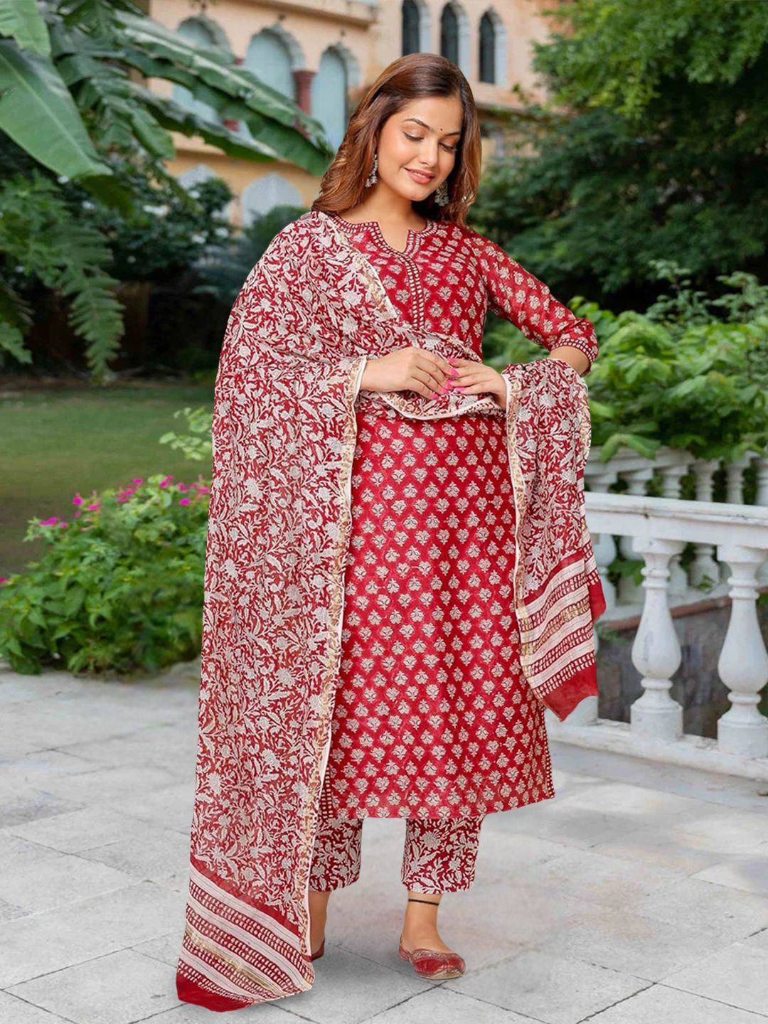 

7Threads Ethnic Motifs Printed Notch Neck Straight Kurta with Trousers And Dupatta, Maroon