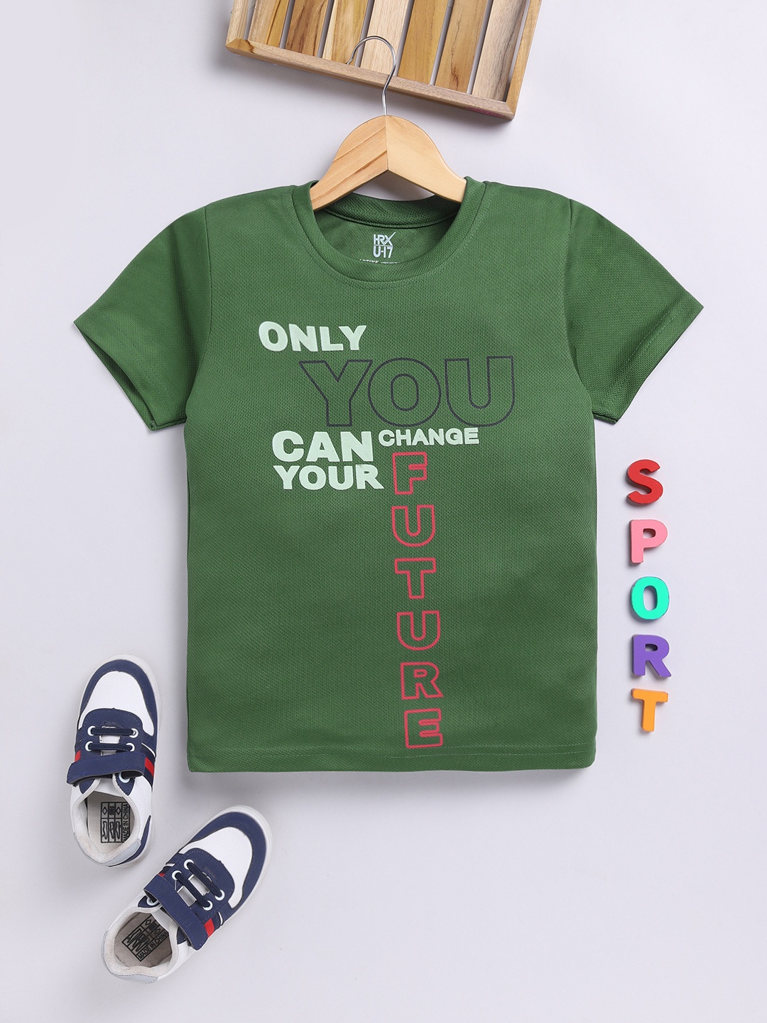 

HRX by Hrithik Roshan Boys Typography Printed Rapid-Dry T-shirt, Green