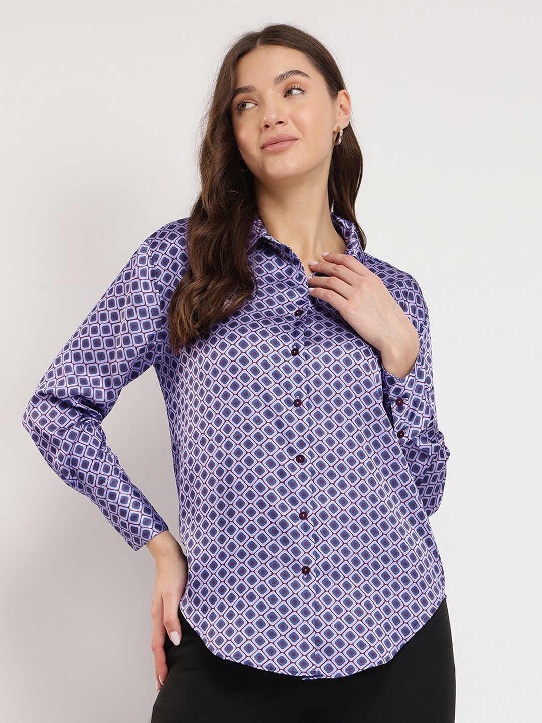 

FableStreet Women Comfort Fit Spread Collar Geometric Printed Satin Casual Shirt, Lavender