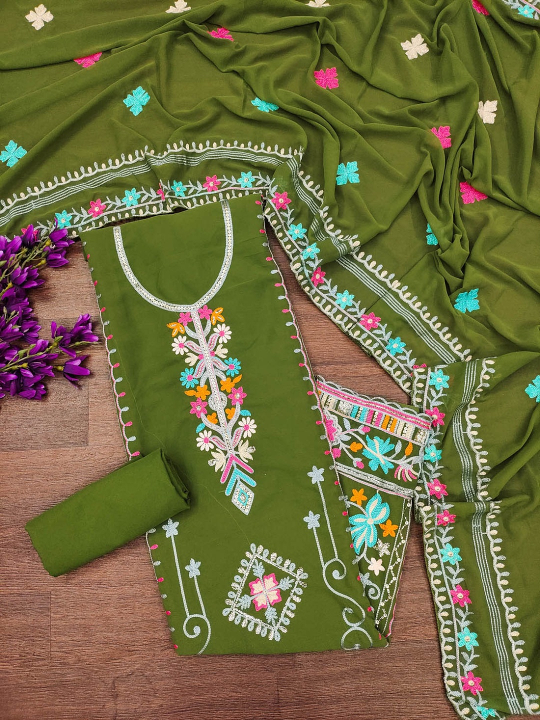 

Aika Floral Embroidered Unstitched Dress Material, Green