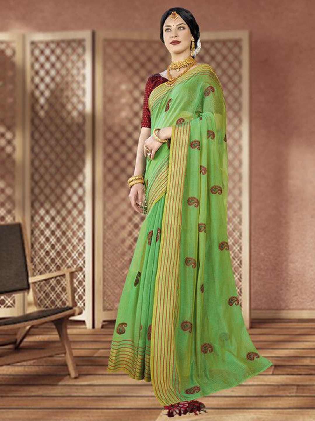 

sagarika Paisley Embroidered Chanderi Saree, Green