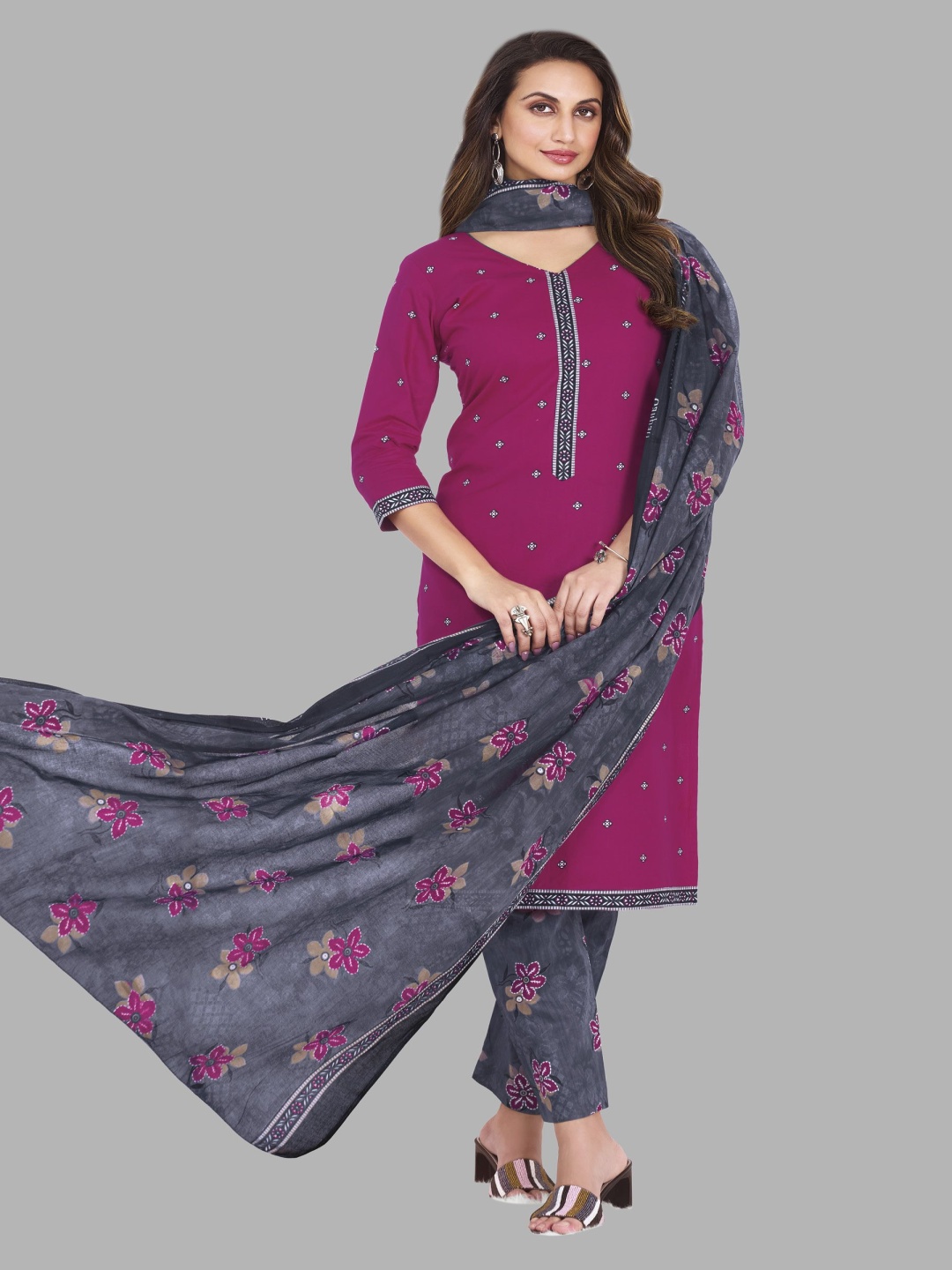 

shree jeenmata collection Women Floral Printed Regular Pure Cotton Kurta with Churidar & With Dupatta, Purple