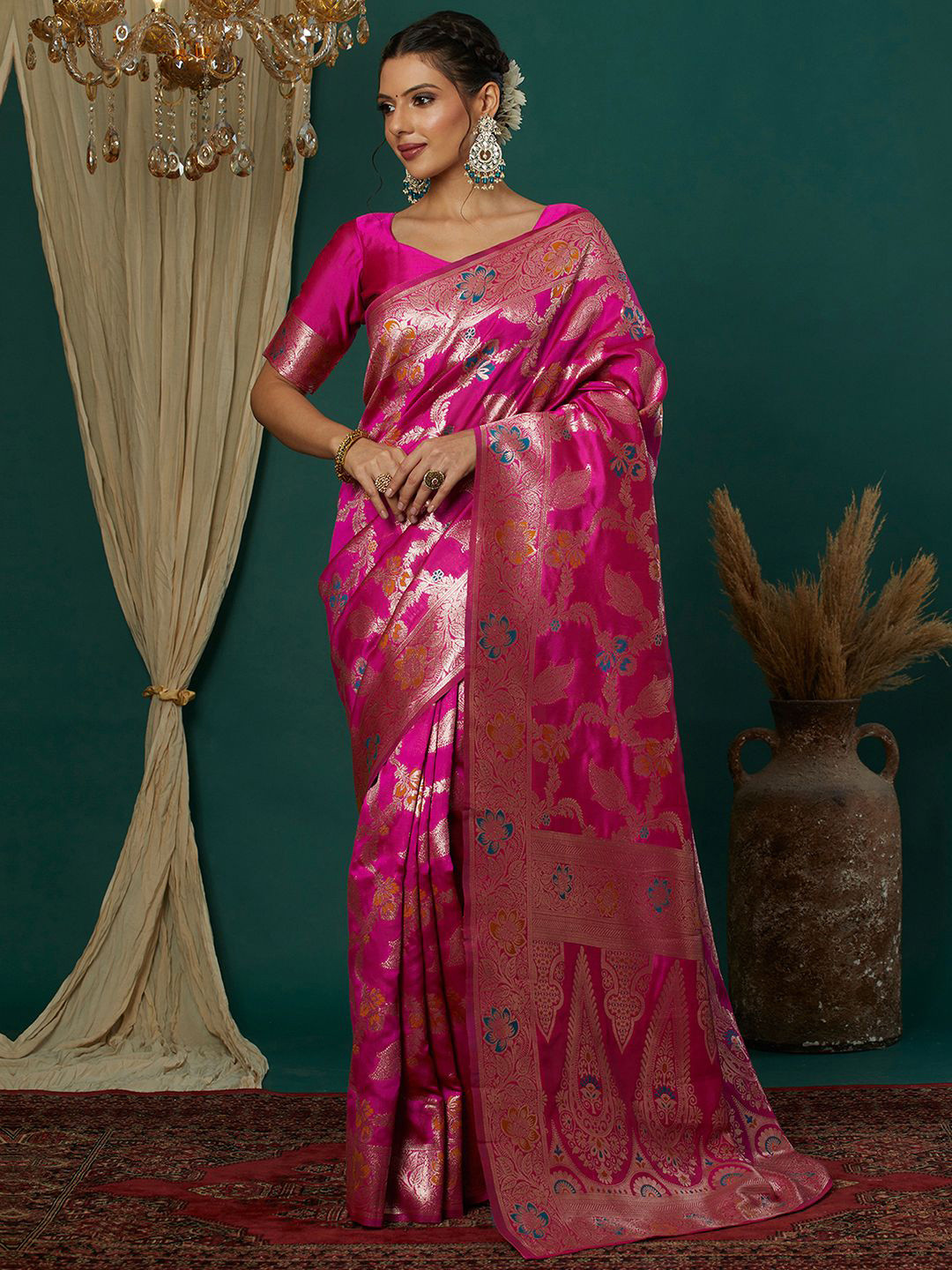 

Satrani Woven Design Zari Banarasi Saree, Pink