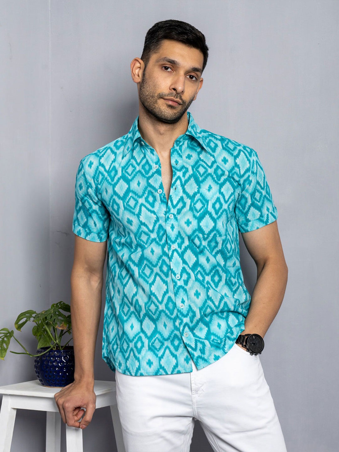 

Style Matters Men Standard Fit Spread Collar Abstract Printed Cotton Casual Shirt, Sea green