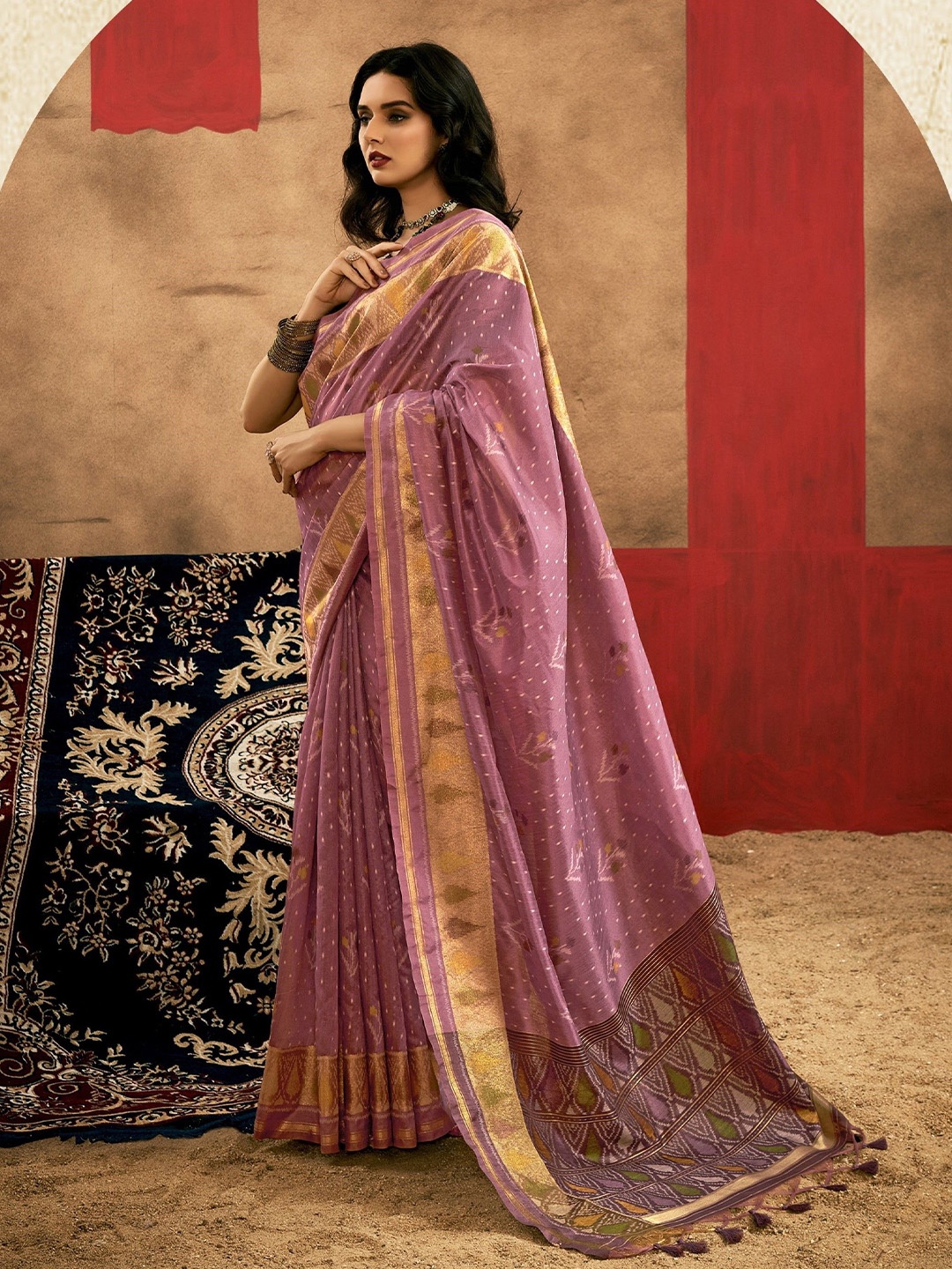 

PEENGAX Woven Design Silk Cotton Patola Saree, Purple