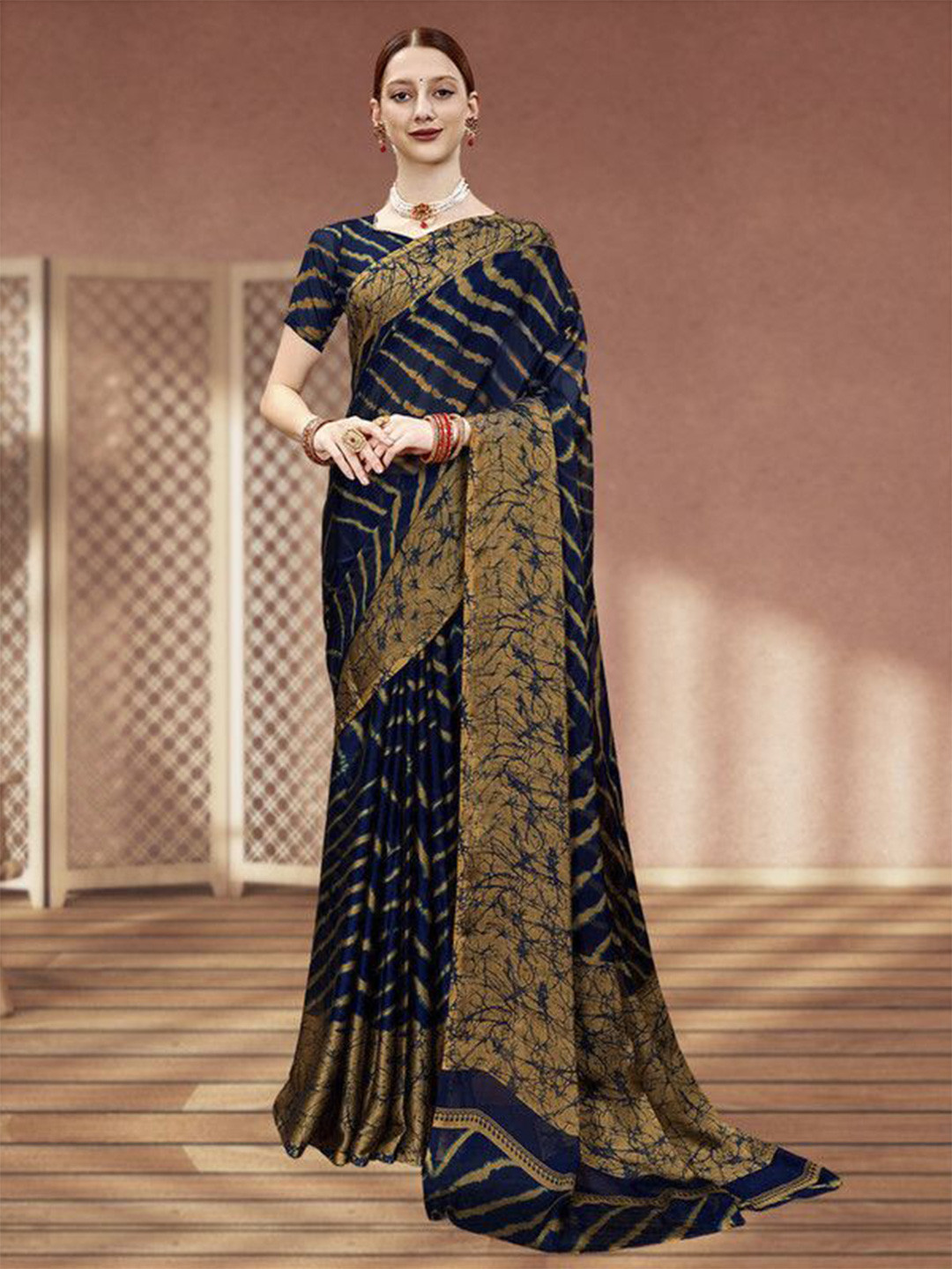 

sagarika Leheriya Printed Saree, Navy blue