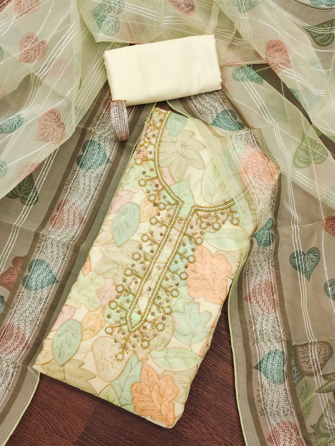 

HERE&NOW Floral Embroidered Beads And Stones Organza Unstitched Dress Material, Lime green