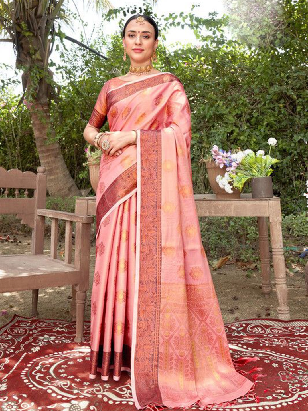 

sagarika Woven Design Zari Banarasi Saree, Peach