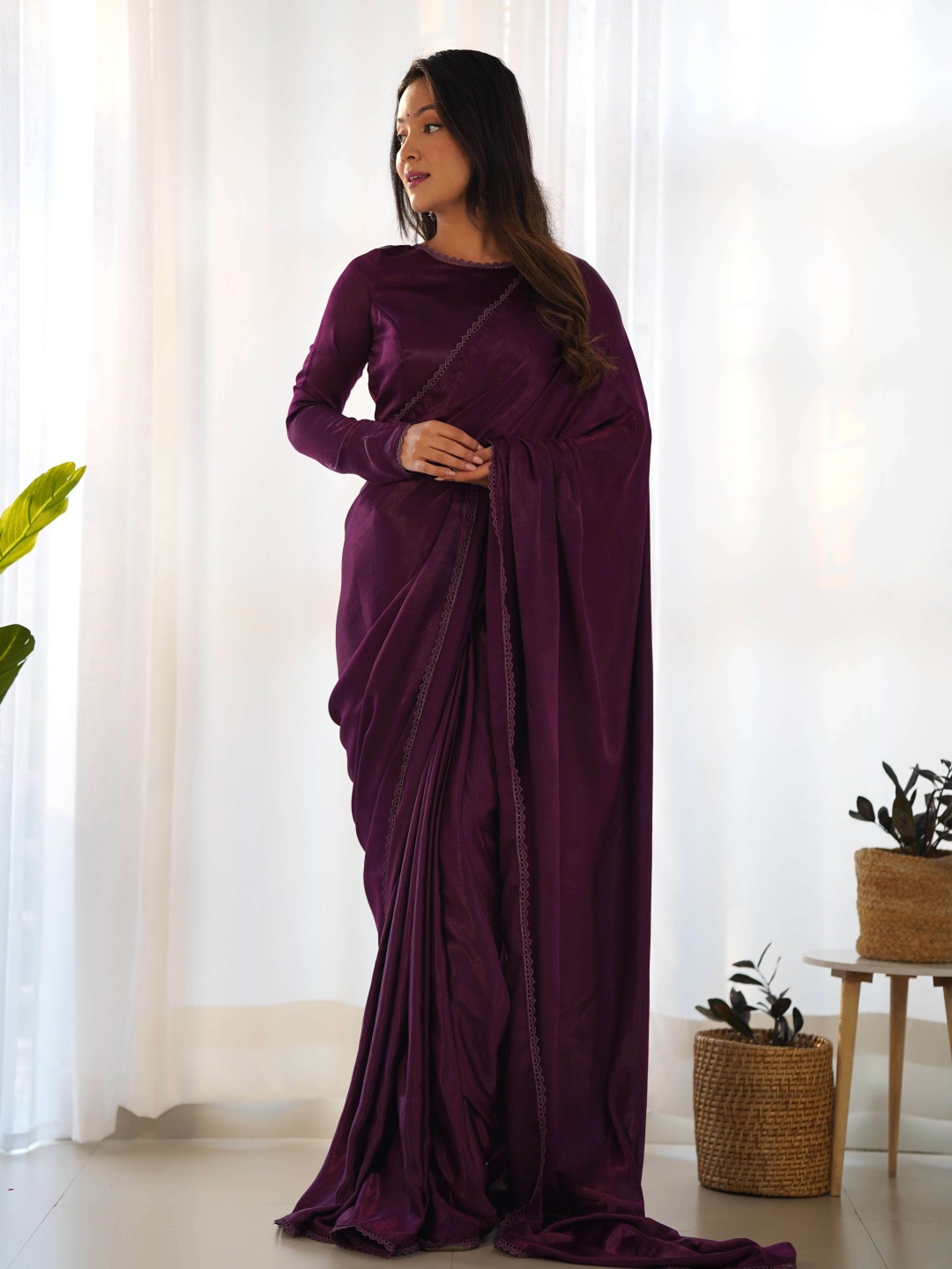 

LABELKBBRAND Velvet Saree With Blouse Piece, Violet
