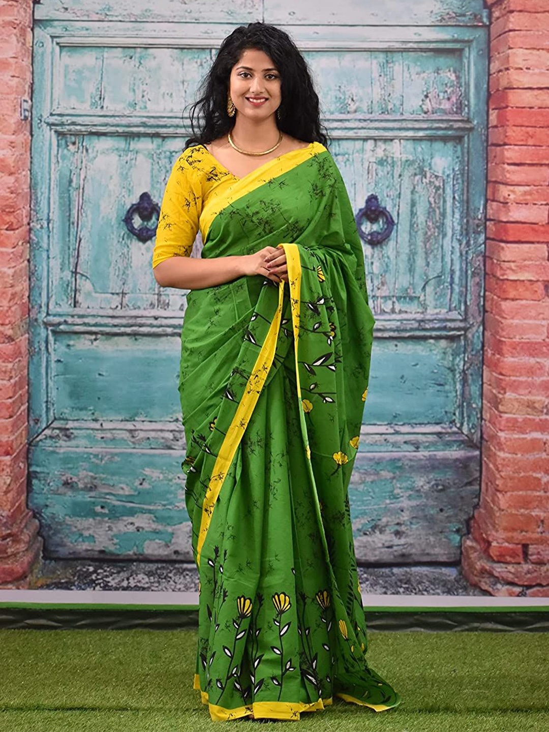 

Craft Musium Ethnic Motifs Pure Cotton Bagru Saree, Green
