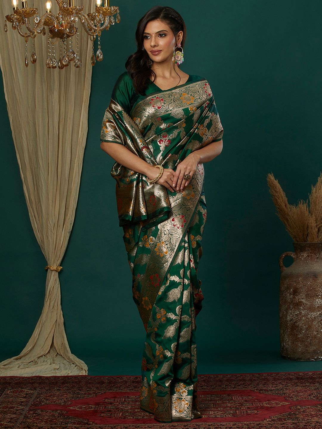 

Satrani Woven Design Banarasi Saree, Green