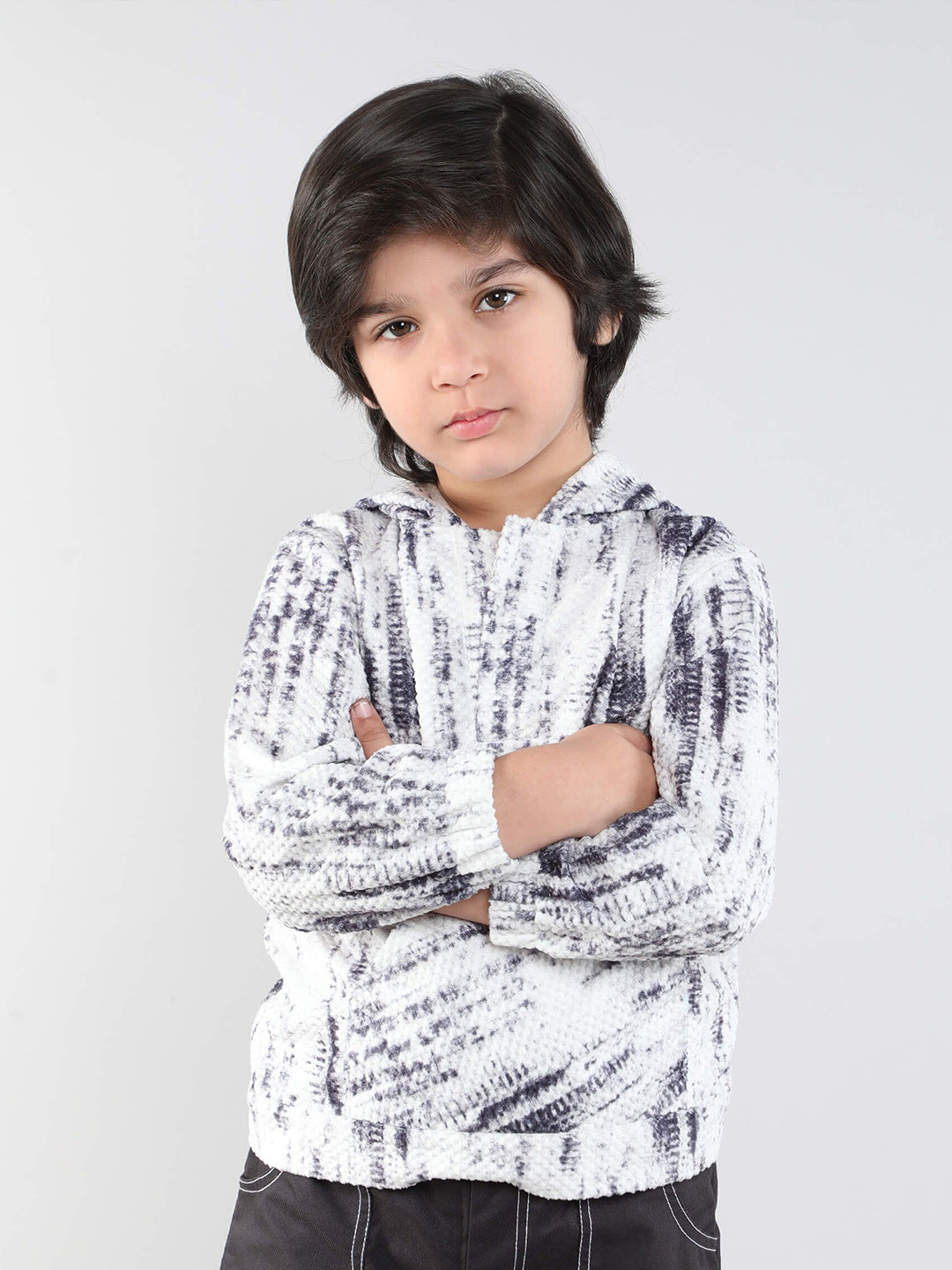 

taffykids Boys Hooded Neck Abstract Printed Casual Sweatshirt, White
