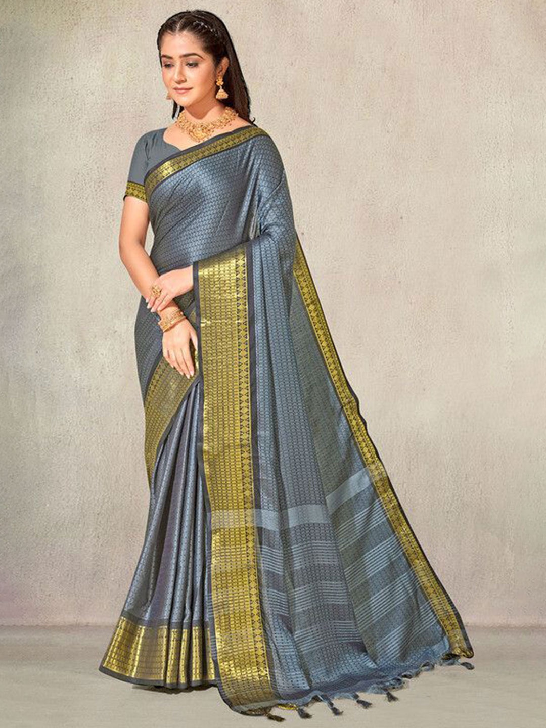 

sagarika Woven Design Zari Narayan Peth Saree, Grey