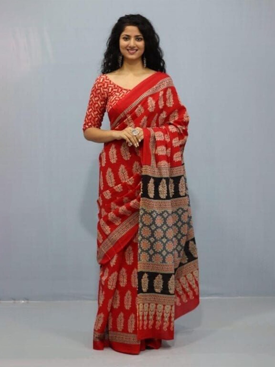 

Craft Musium Floral Pure Cotton Bagru Saree, Maroon