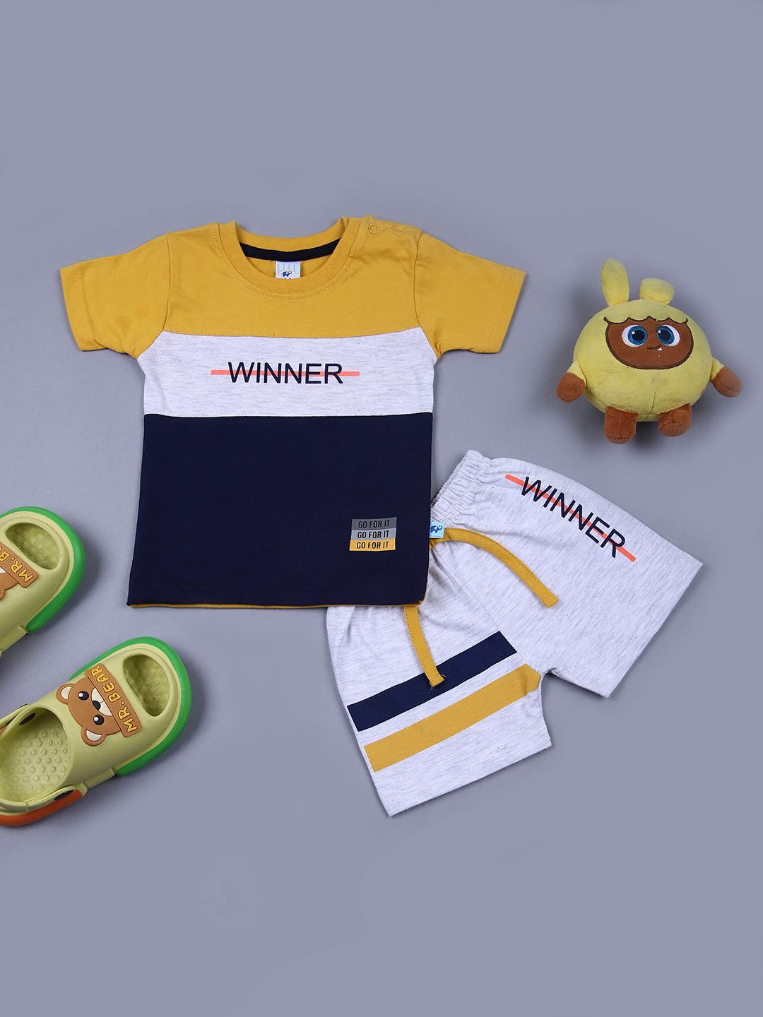 

V-Mart Boys Printed Round Neck Pure Cotton T-Shirt With Shorts, Yellow
