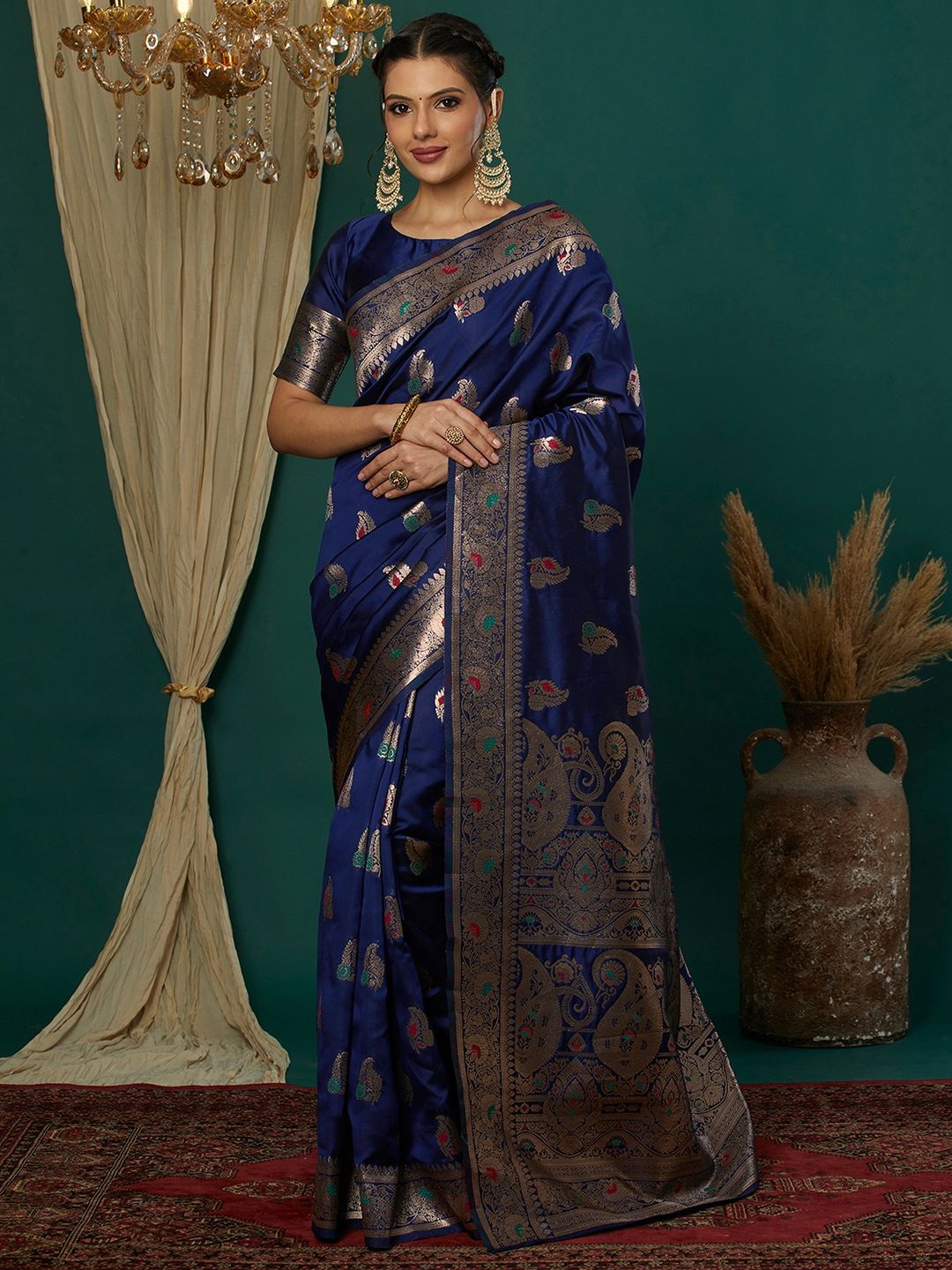 

Satrani Woven Design Zari Banarasi Saree, Navy blue