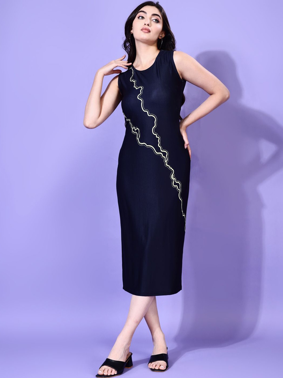 

Attire Empire Women Printed Back Slits Bodycon Midi Dress, Black