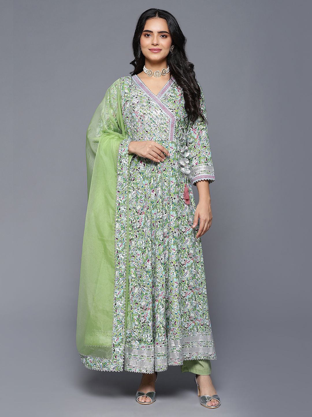 

VEGAL Women Ethnic Motifs Printed V-Neck Ethnic Dress with Dupatta, Green