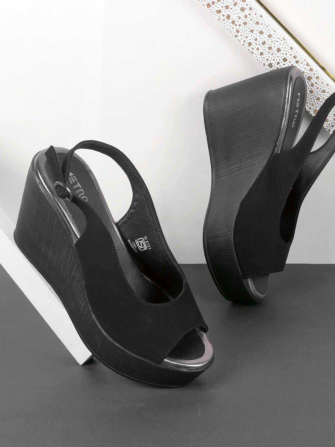 

Metro Block Sandals with Buckles, Black