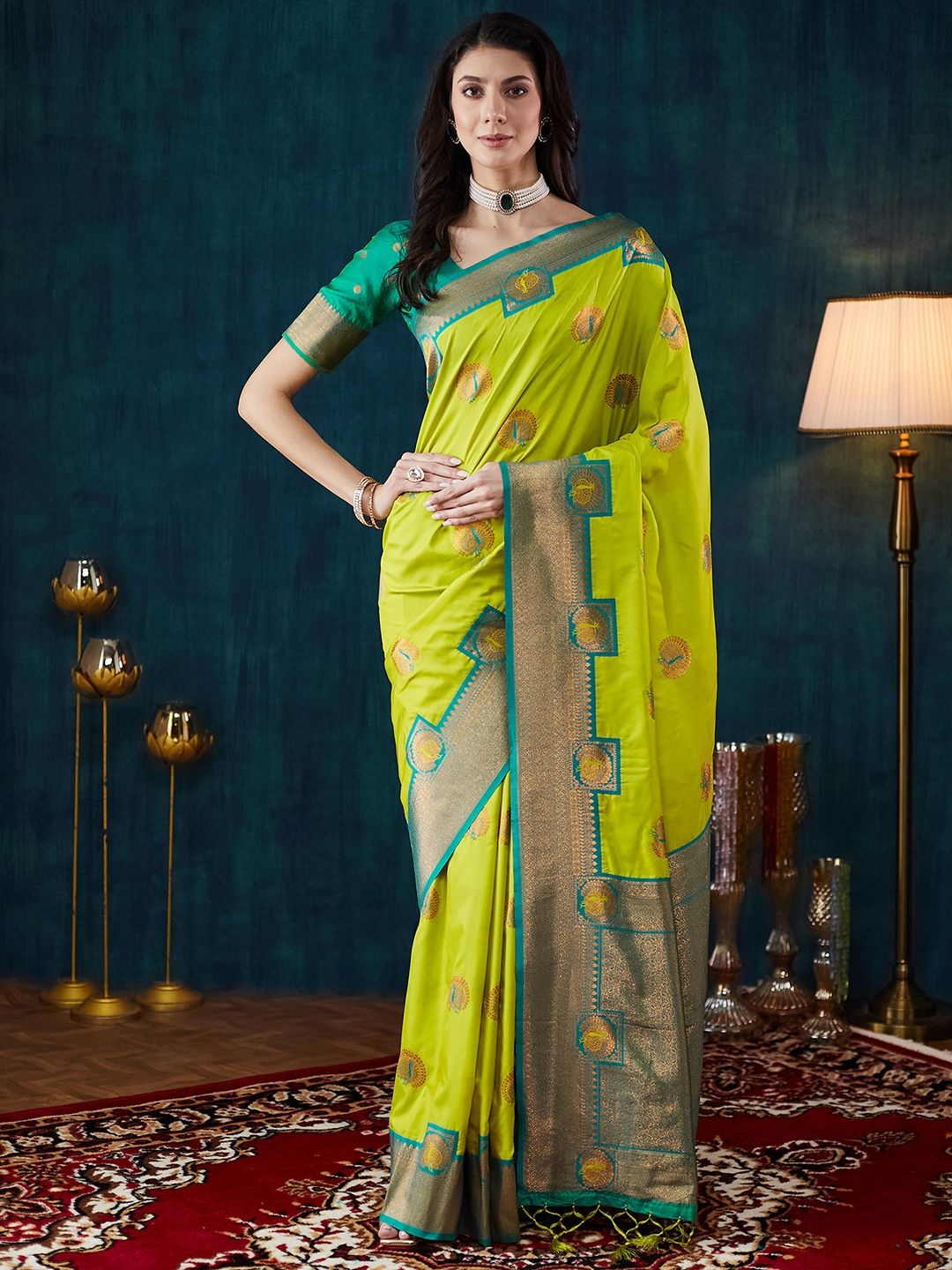 

Satrani Woven Design Zari Pure Silk Banarasi Saree, Green