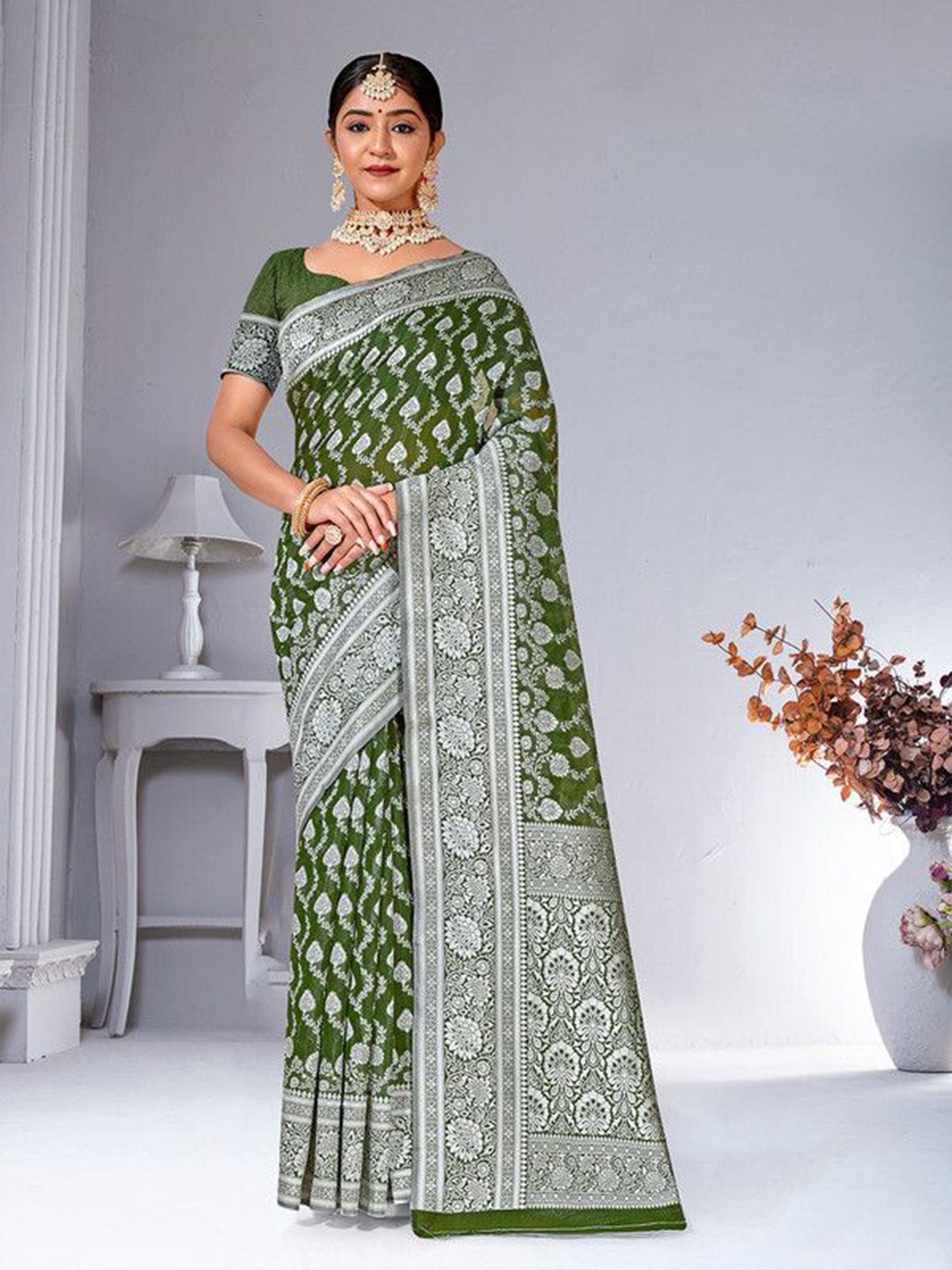 

sagarika Woven Design Zari Chanderi Saree, Olive