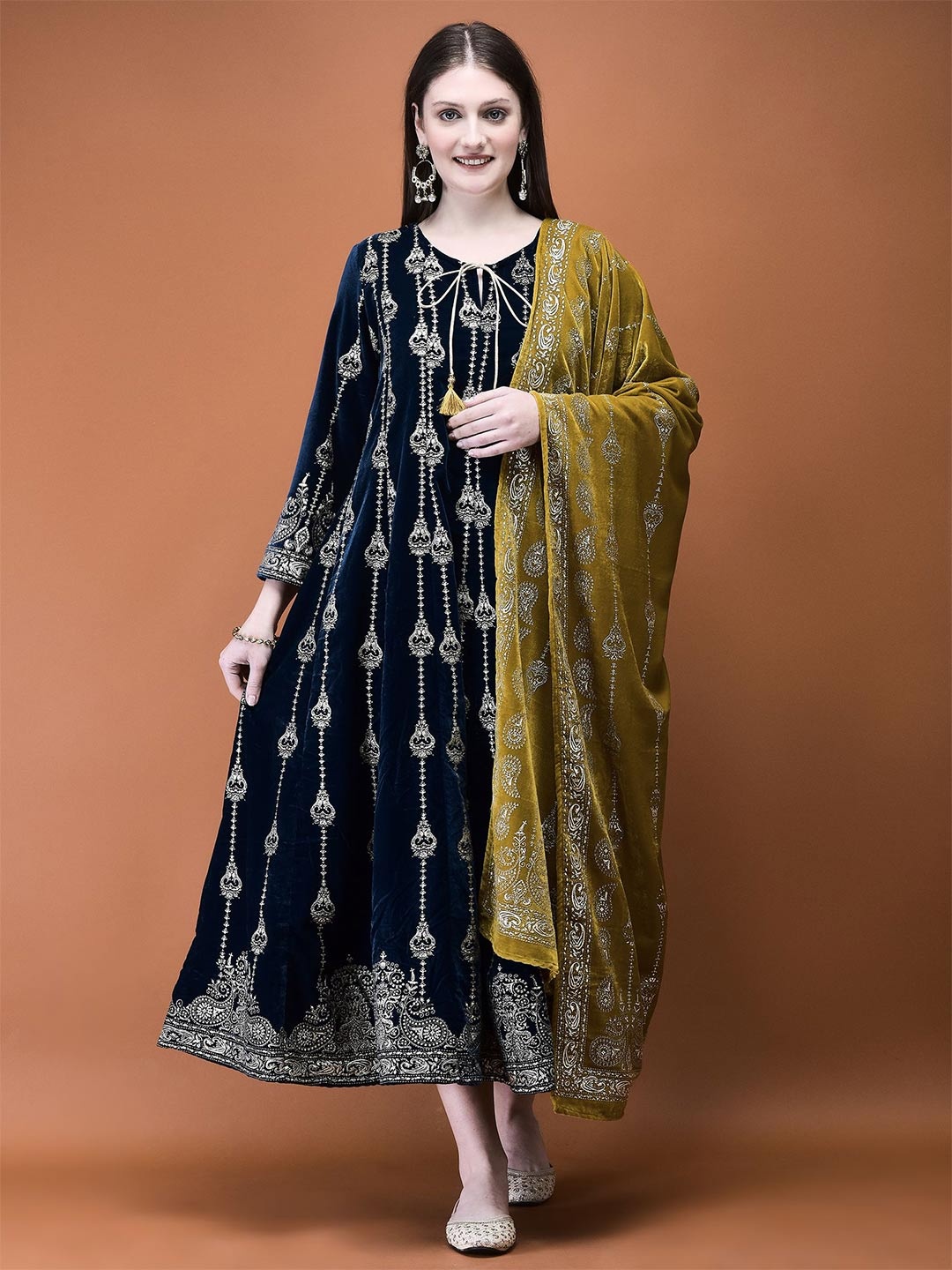 

Shree Women Ethnic Motifs Printed Velvet A-Line Ethnic Dress, Teal