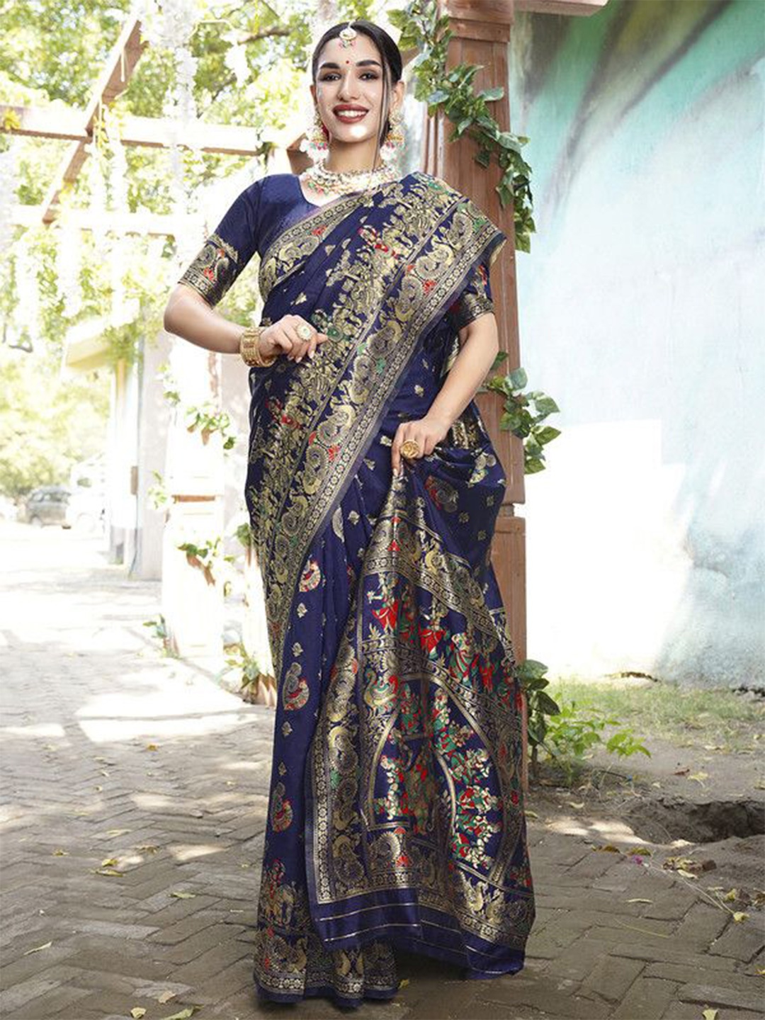 

sagarika Woven Design Zari Banarasi Saree, Blue