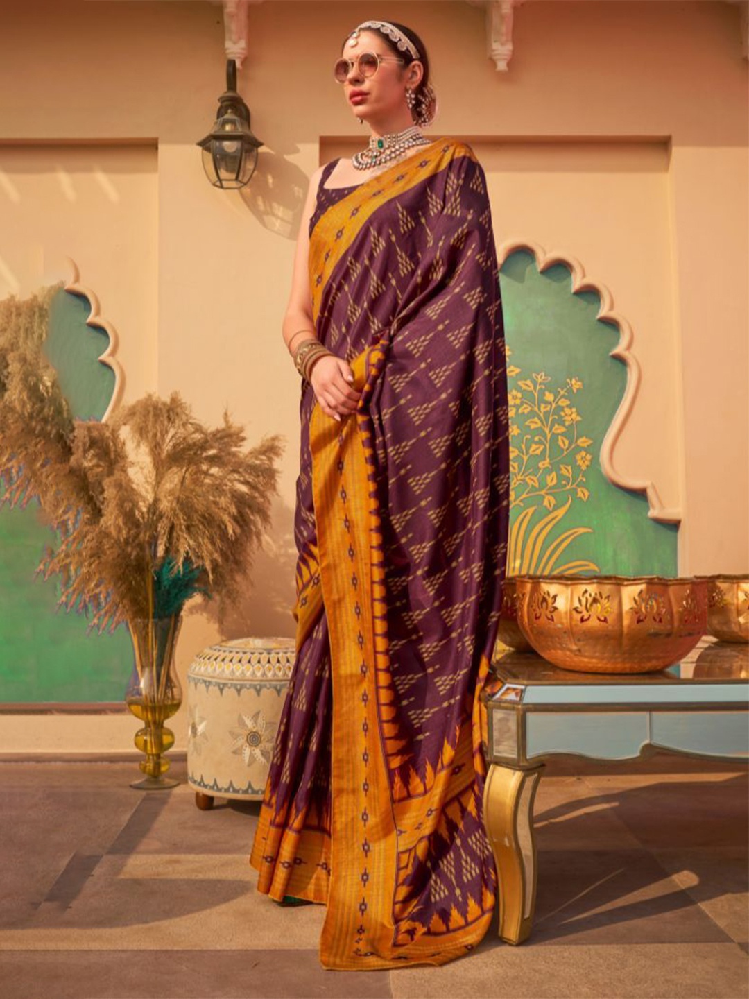 

MySilkLove Printed Banarasi Saree, Brown