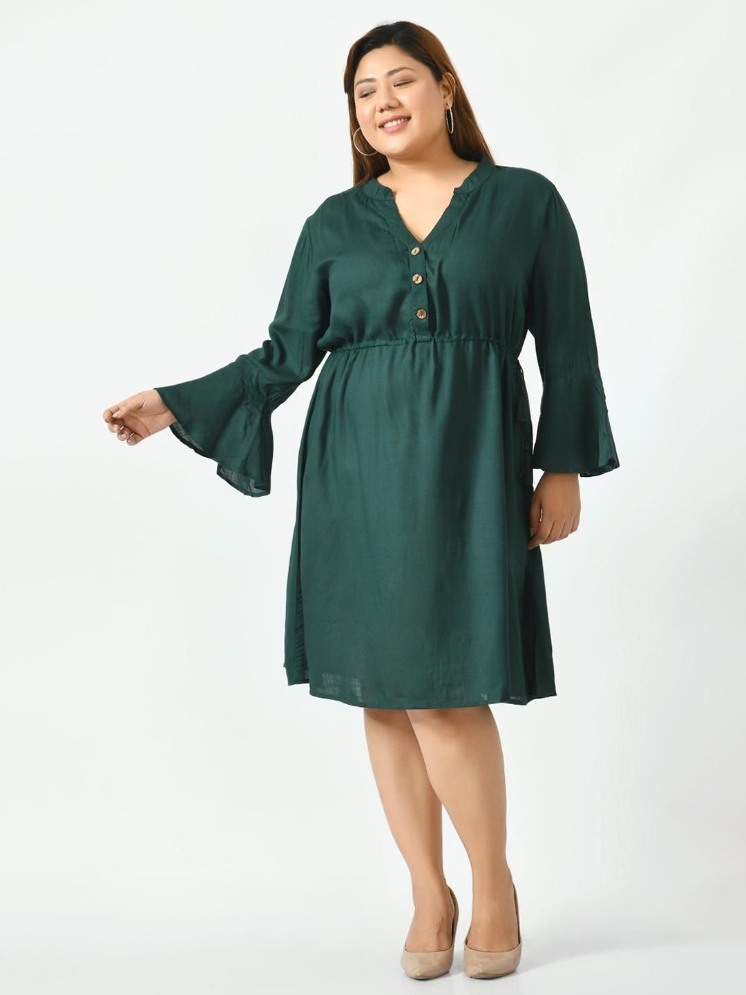 

VAAMII Women Flared Sleeve Fit & Flare Dress, Green