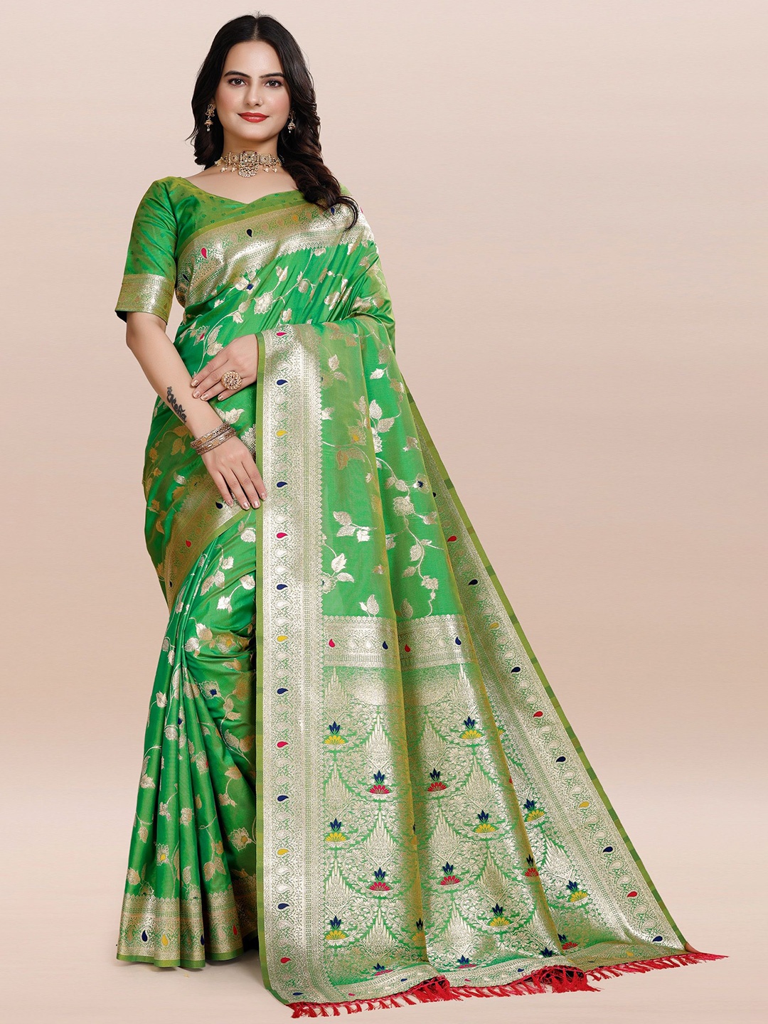 

TORONFRAS Floral Zari Silk Blend Banarasi Saree, Olive