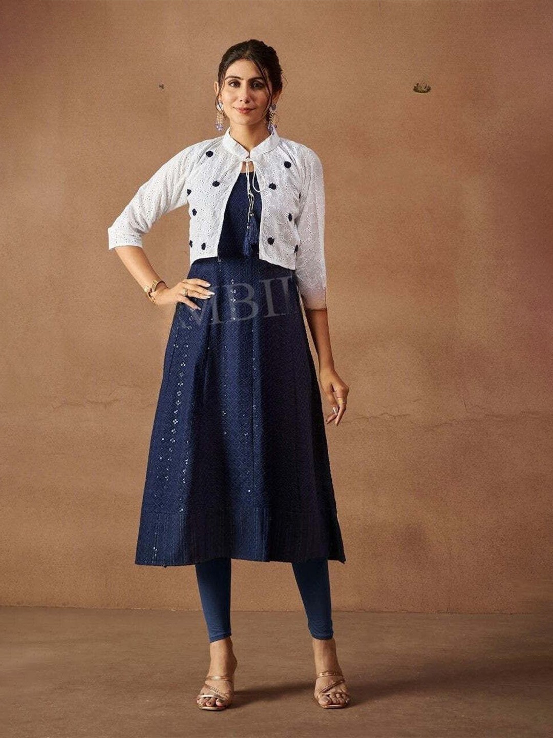 

REET MAHAL Floral Embroidered Sequinned Georgette Anarkali Kurtas With Jacket, Navy blue