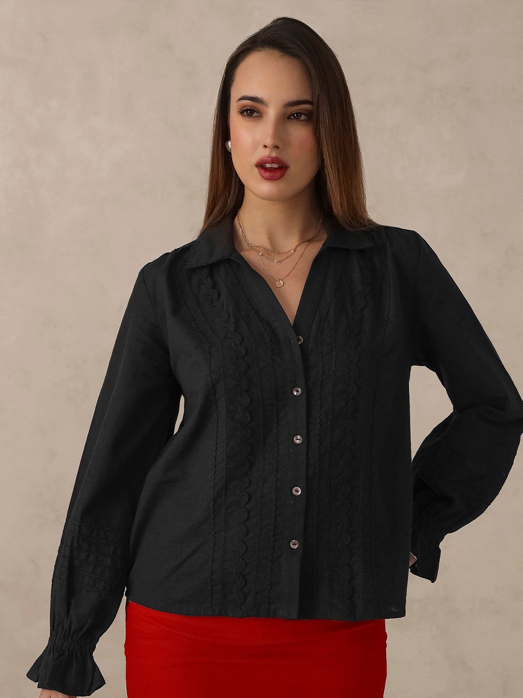 

Virgio Women Cotton Shirt Collar Regular Length Solid Regular Sleeves Top, Black