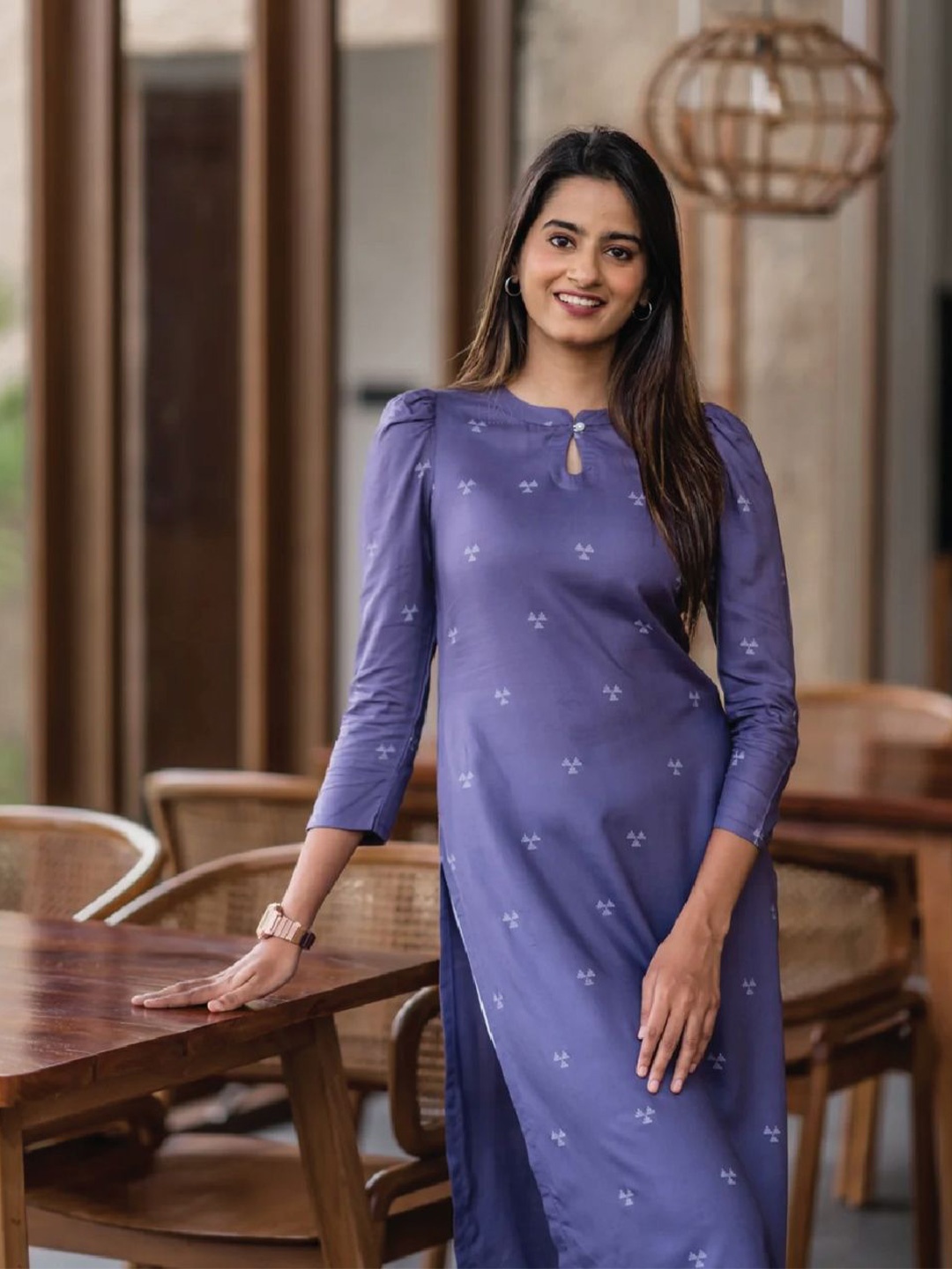 

HAY Women Geometric Printed Keyhole Neck Liva Stright Kurta, Violet