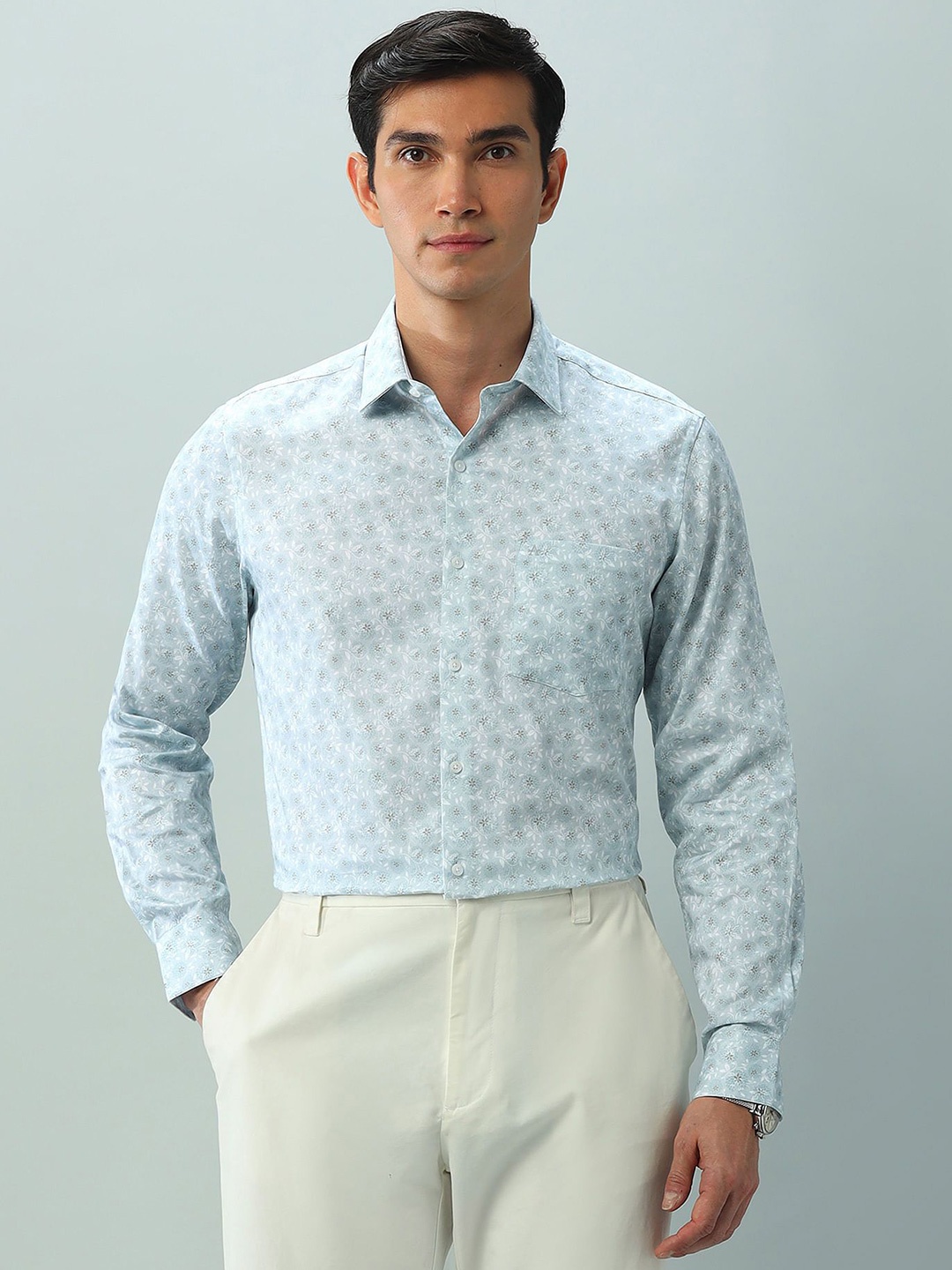 

Arrow Men Classic Floral Opaque Printed Casual Shirt, Blue