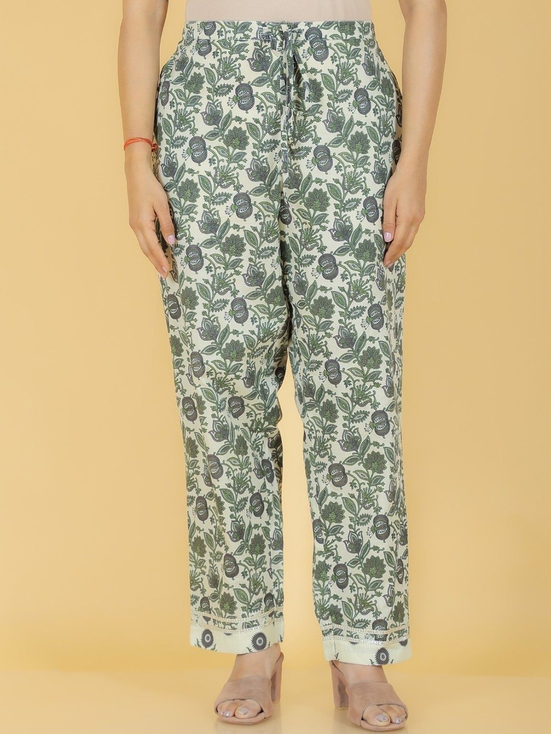 

Aramya Women Floral Printed Soft High-Rise Cotton Trousers, Cream