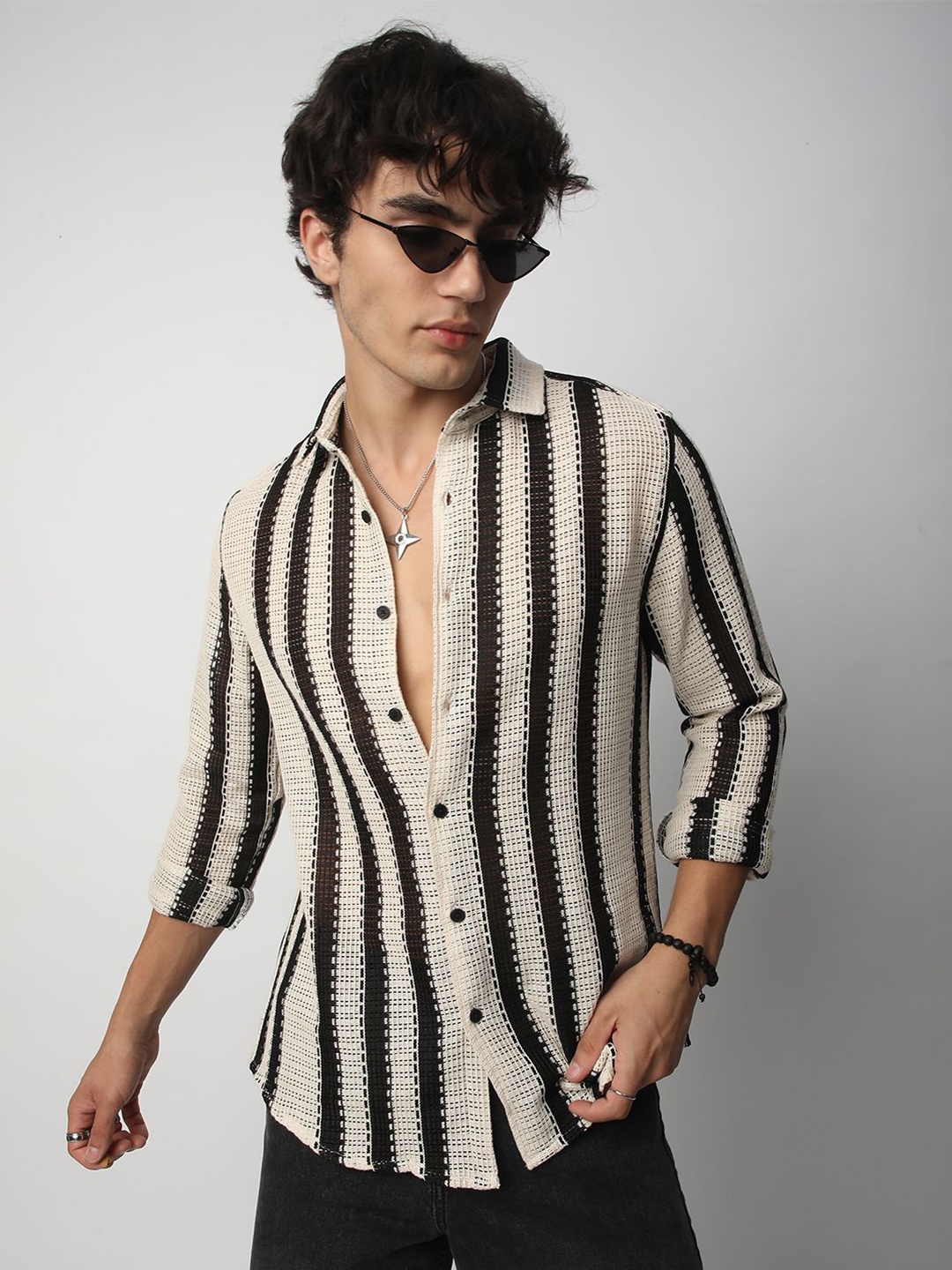 

VASTRADO Men Classic Slim Fit Multi Stripes Opaque Casual Shirt, Black