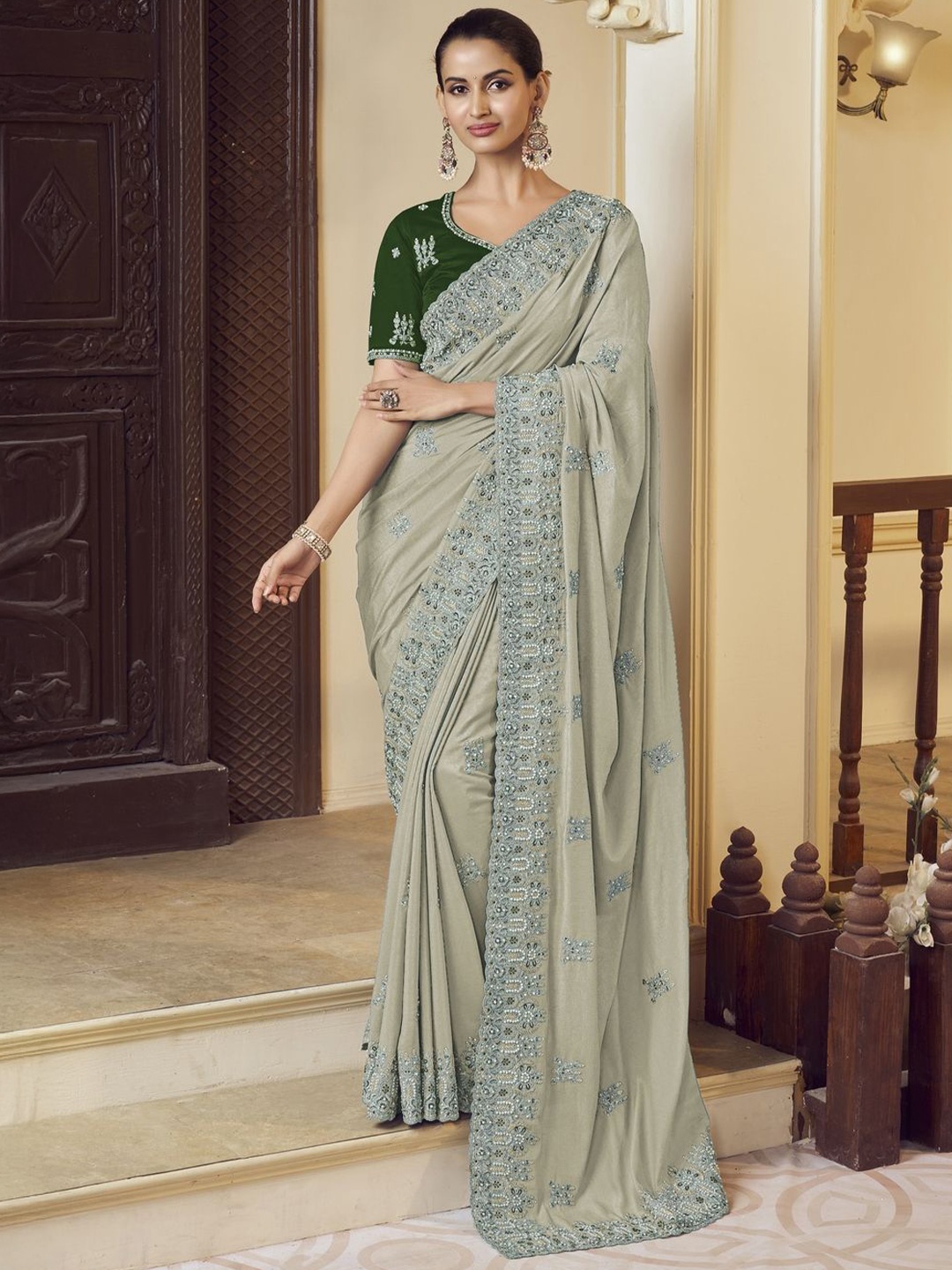 

Suha Embellished Embroidered Pure Georgette Saree, Green