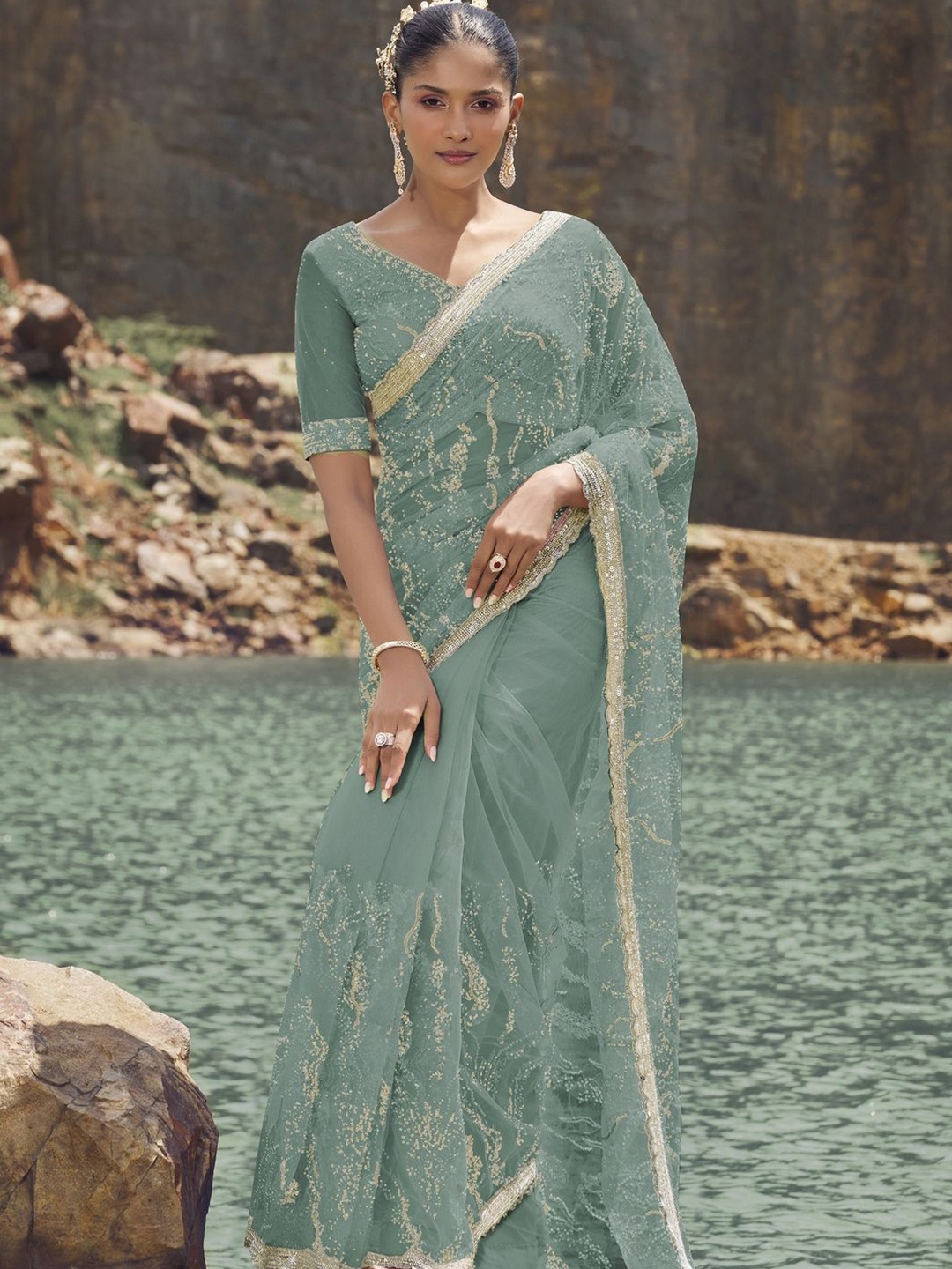 

Suha Embellished Beads and Stones Saree, Green