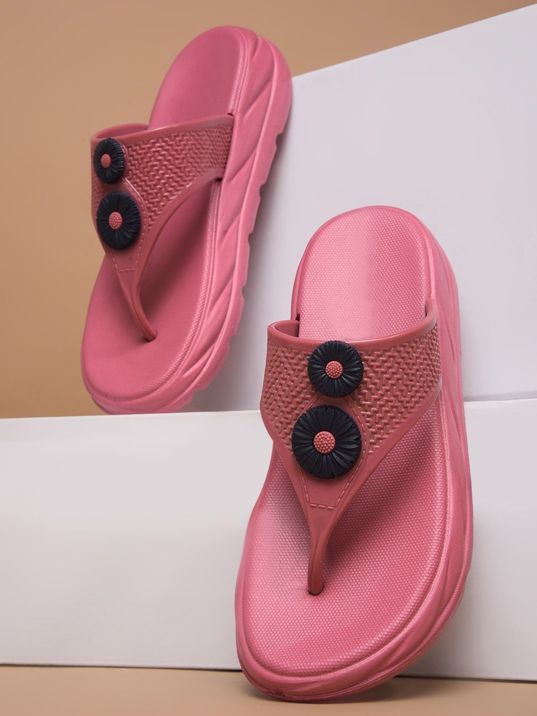 

Action Plus Women Thong Flip-Flops, Pink