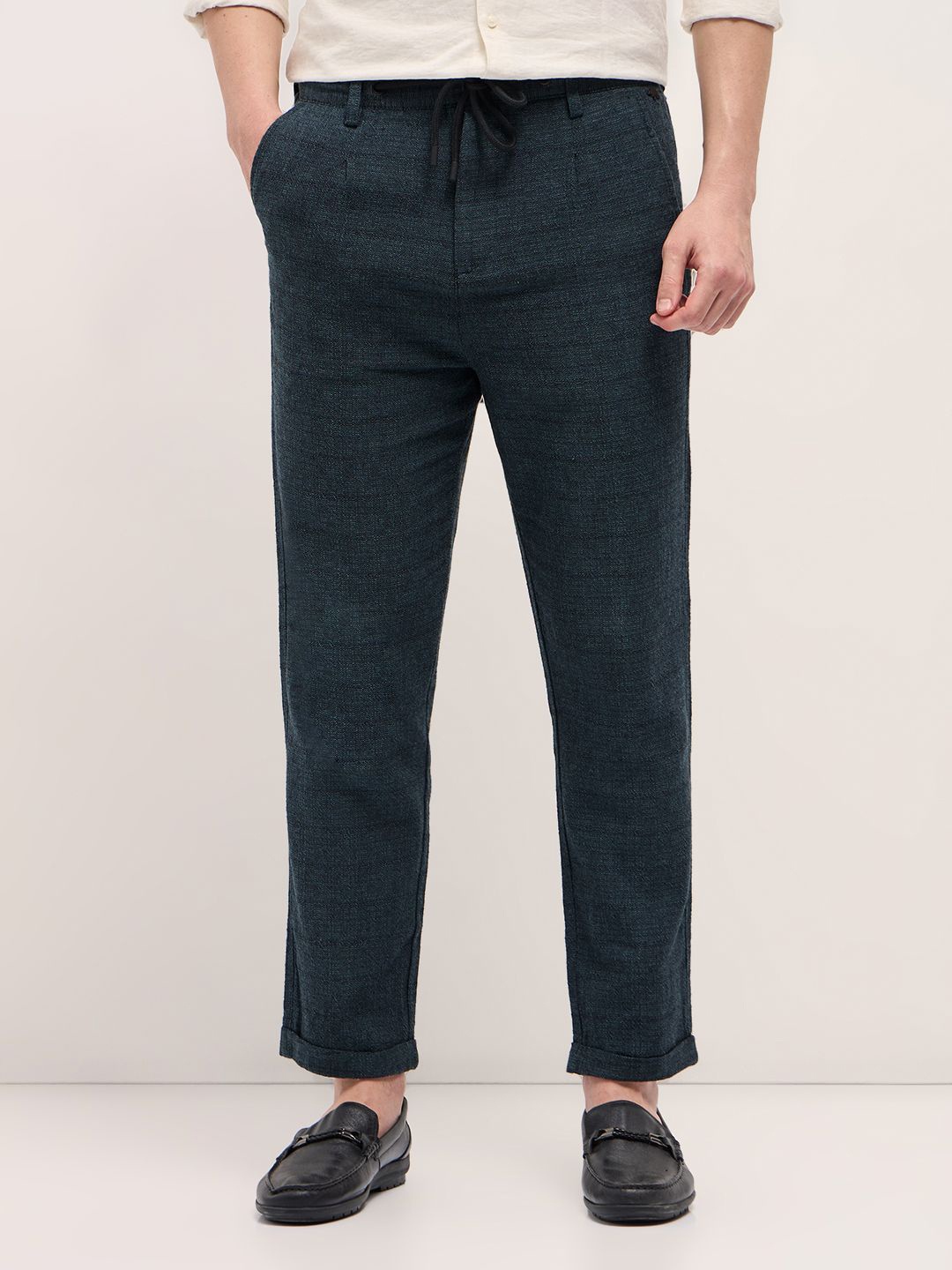 

THE BEAR HOUSE Men's Cotton Tapered Fit Pleated Trousers, Teal